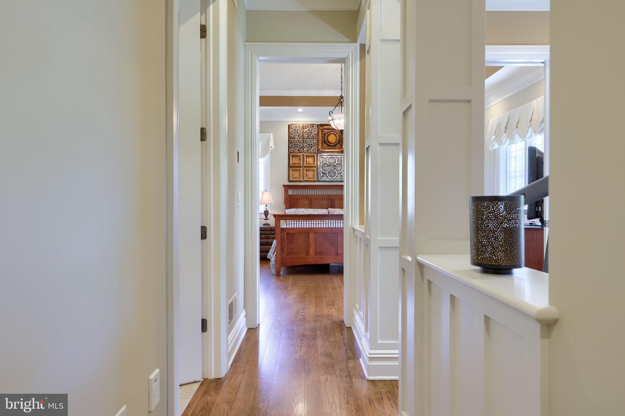 WELLESLEY MANOR - Residential