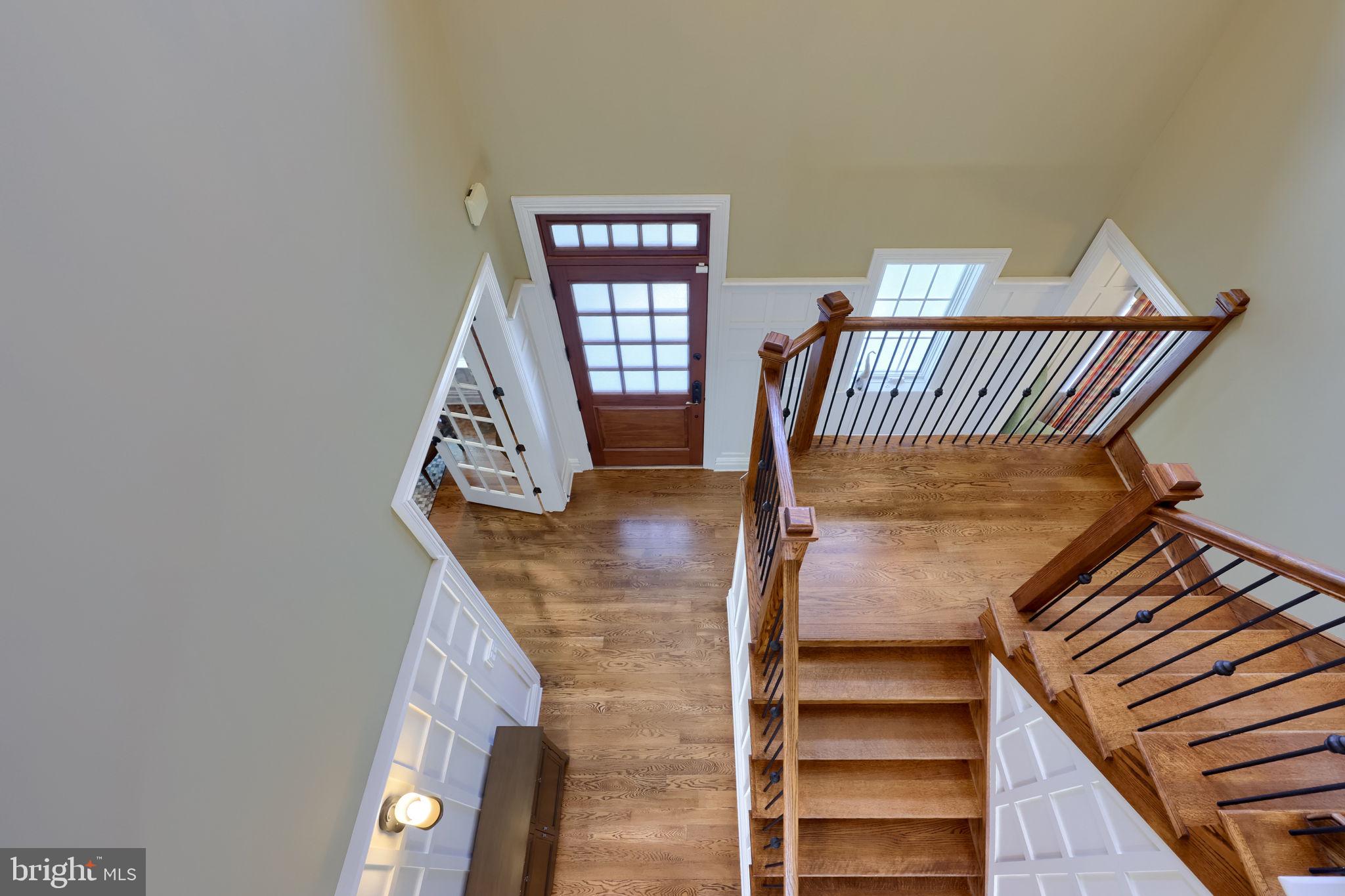 WELLESLEY MANOR - Residential