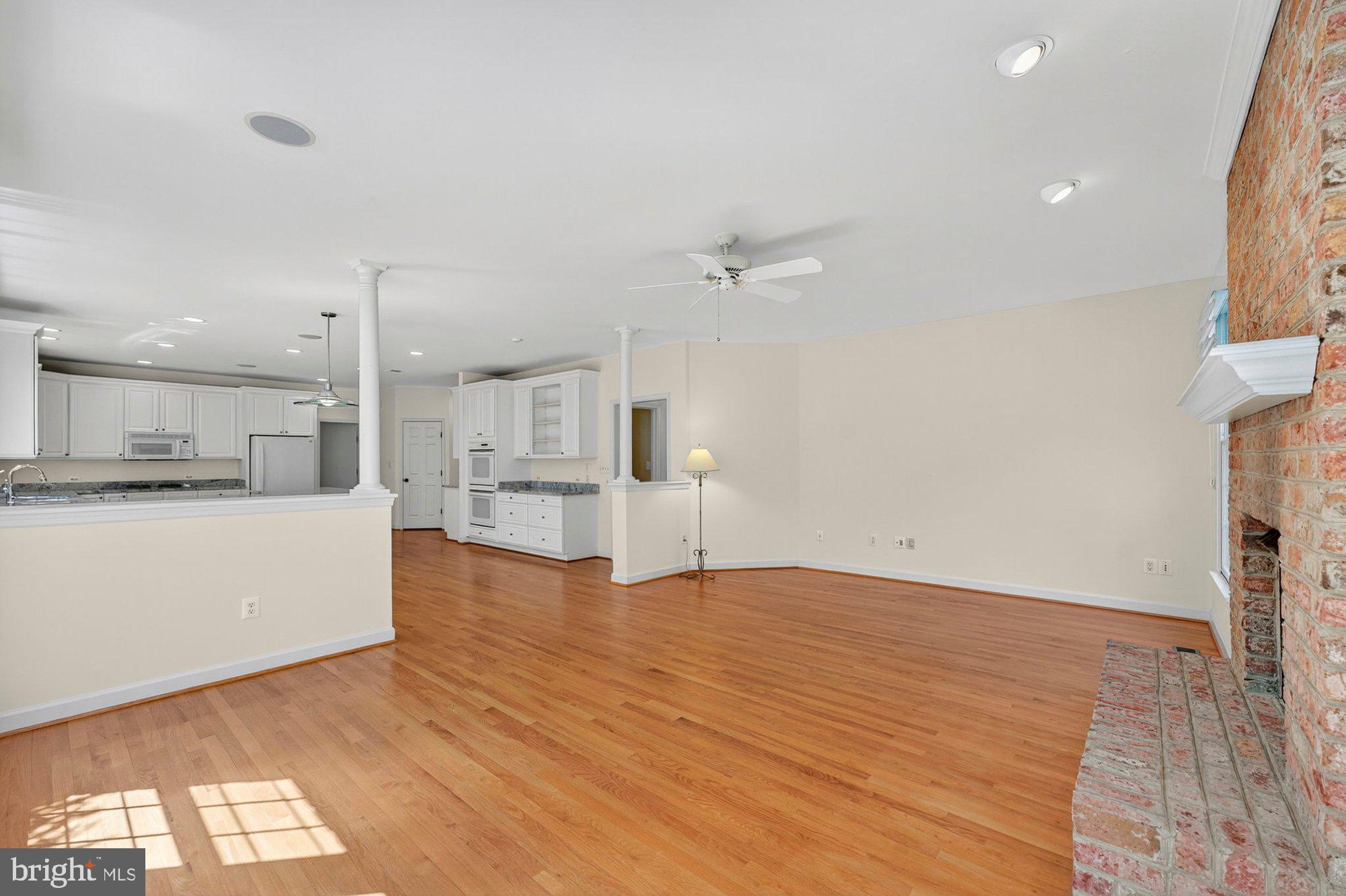 HUNTING HILLS - Residential