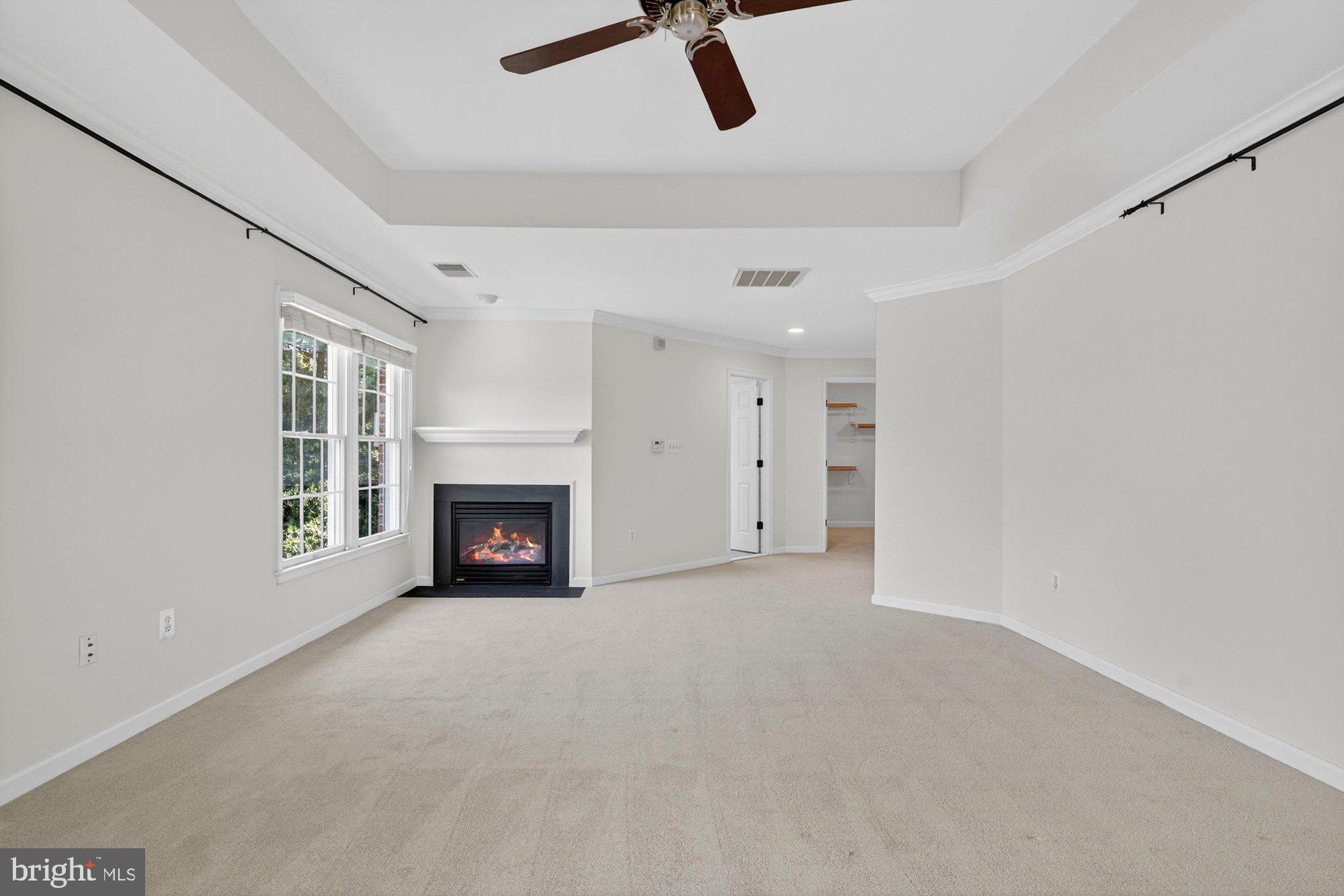 HUNTING HILLS - Residential