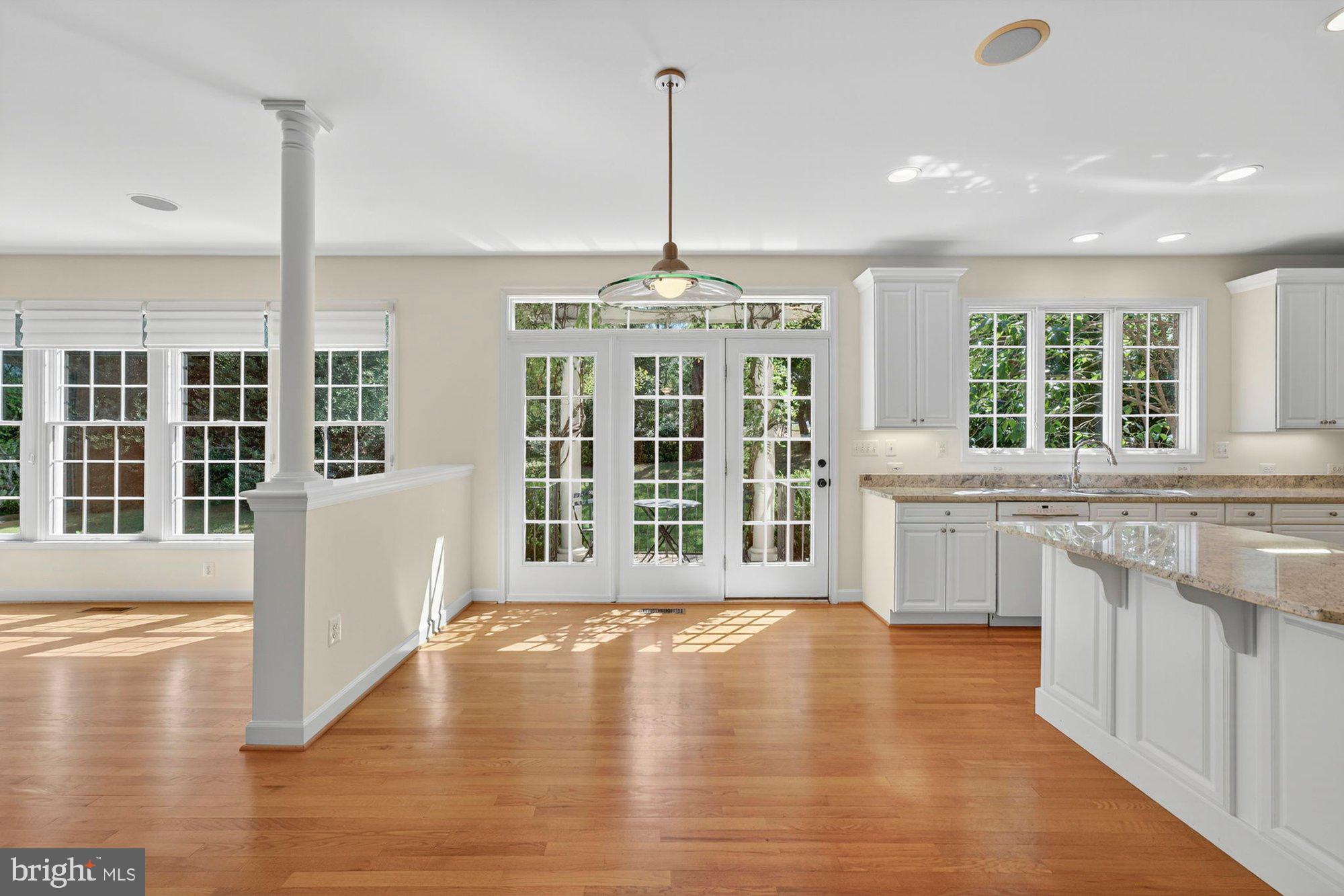 HUNTING HILLS - Residential