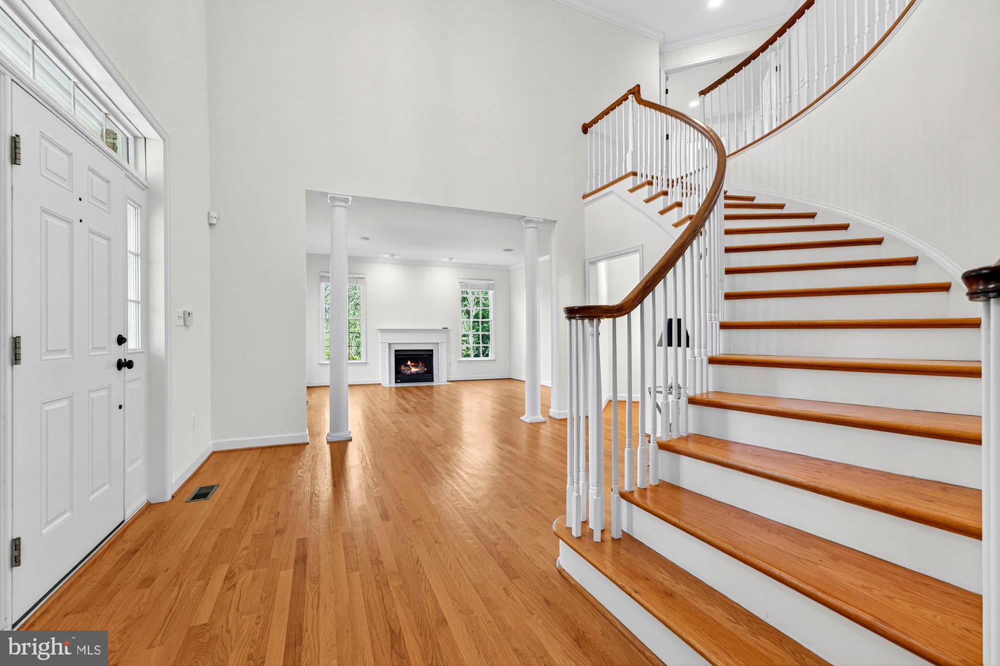 HUNTING HILLS - Residential