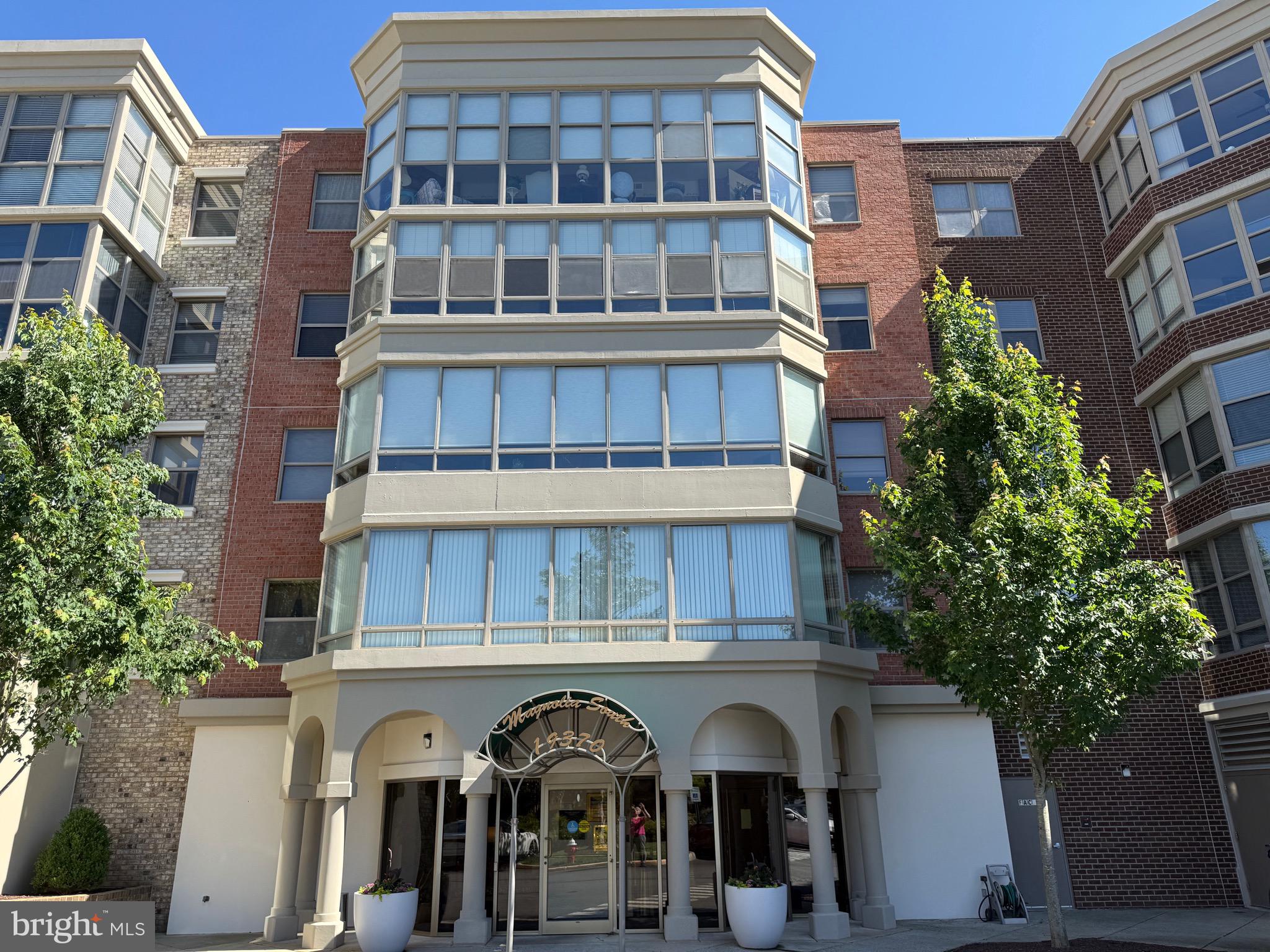 LANSDOWNE WOODS LEISURE WORLD - Residential
