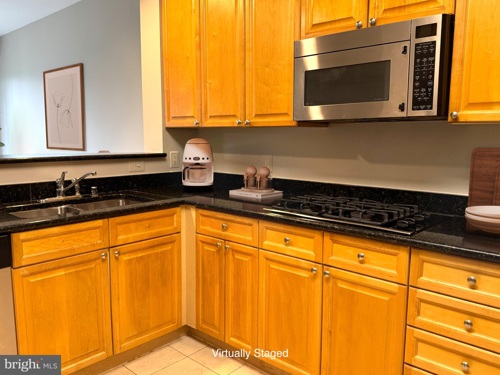 LANSDOWNE WOODS LEISURE WORLD - Residential