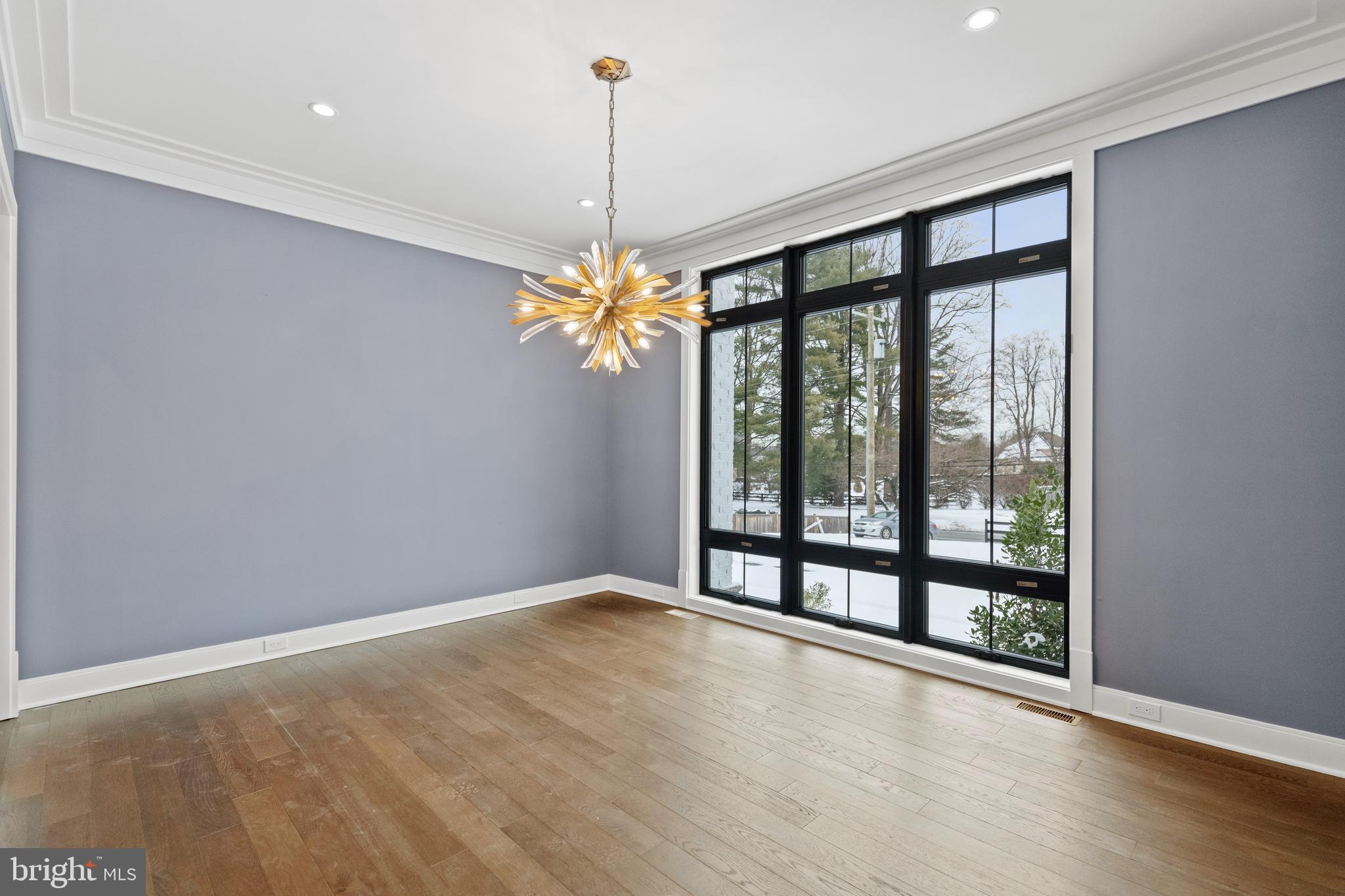 FORESTVILLE - Residential