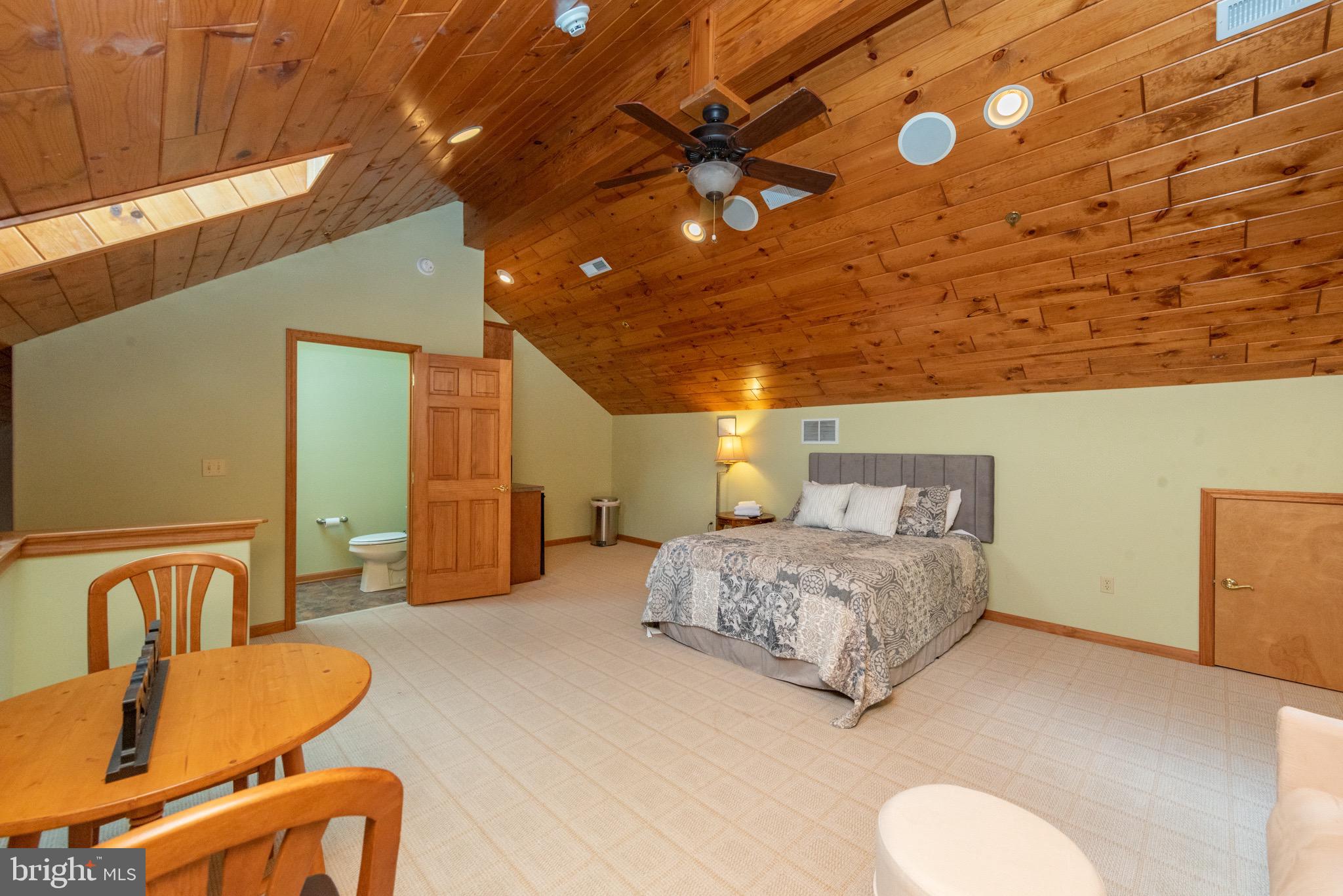 DEEP CREEK HIGHLANDS - Residential