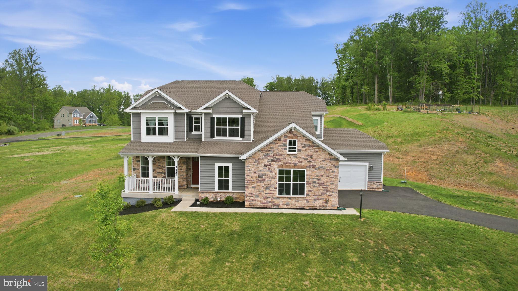 WOODED RUN ESTATES - Residential