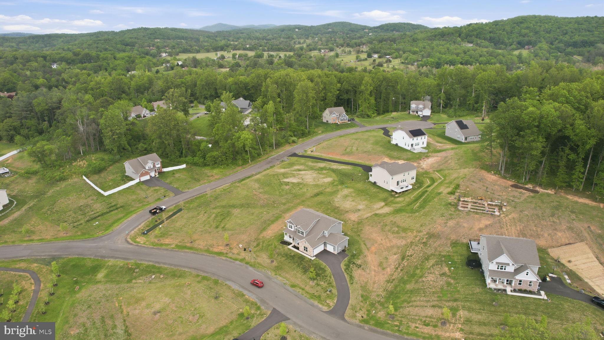 WOODED RUN ESTATES - Residential
