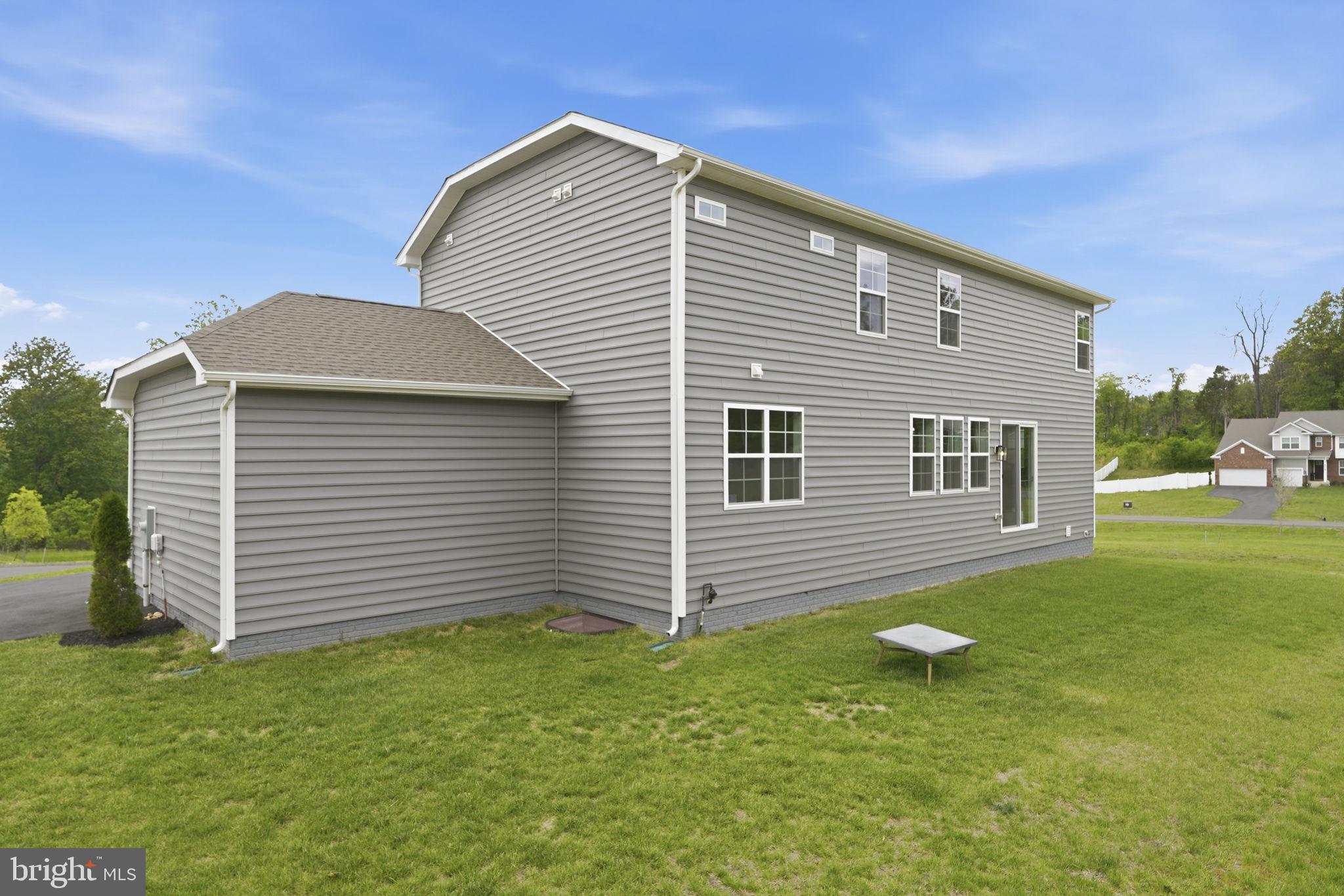 WOODED RUN ESTATES - Residential