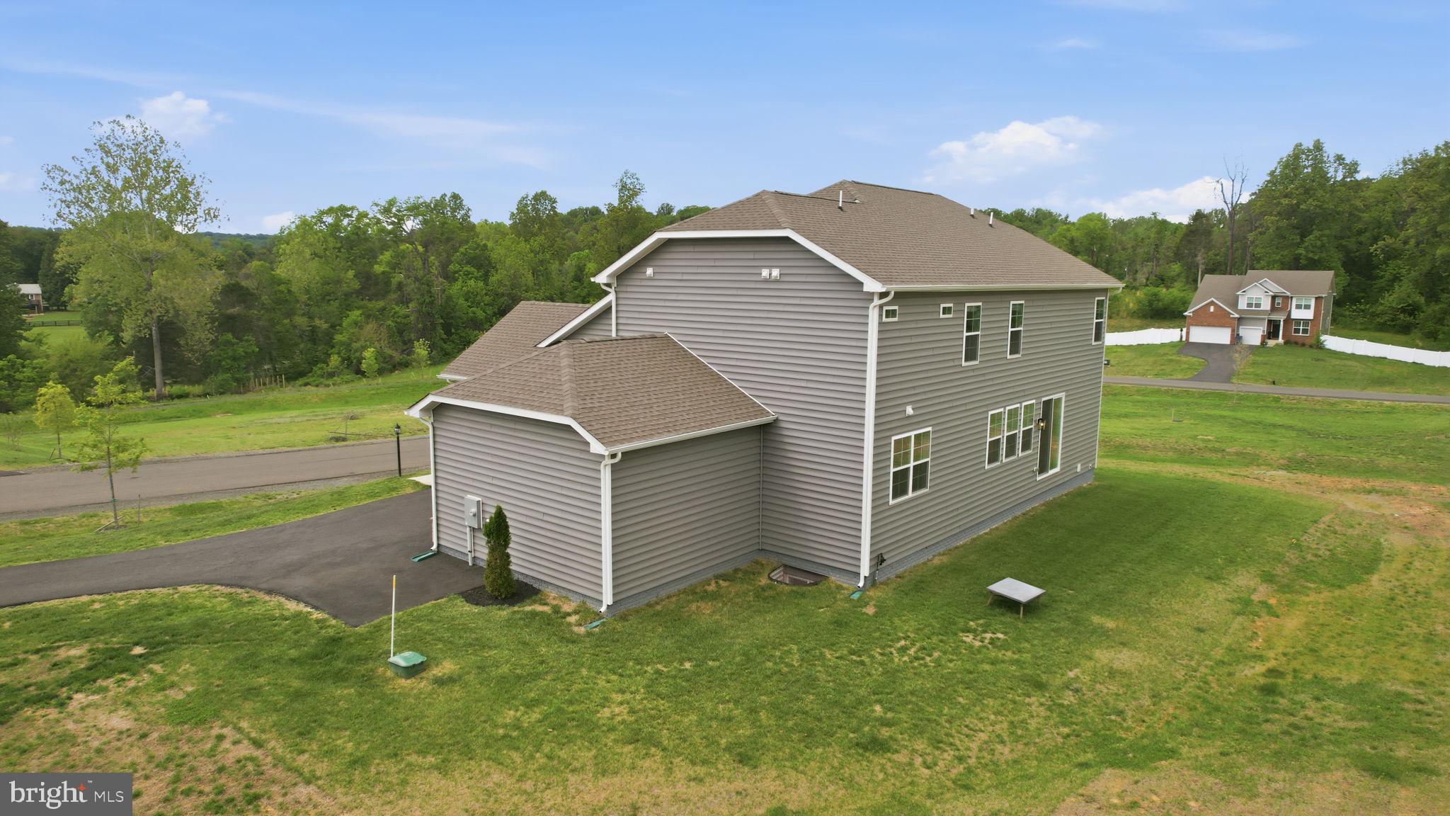 WOODED RUN ESTATES - Residential