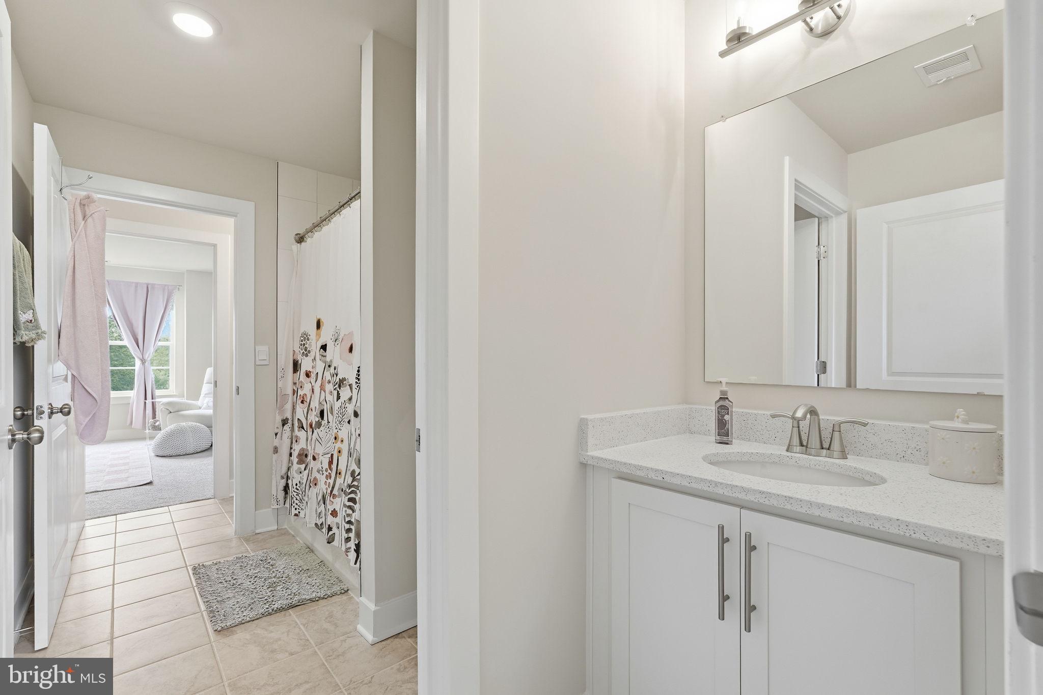 WOODED RUN ESTATES - Residential