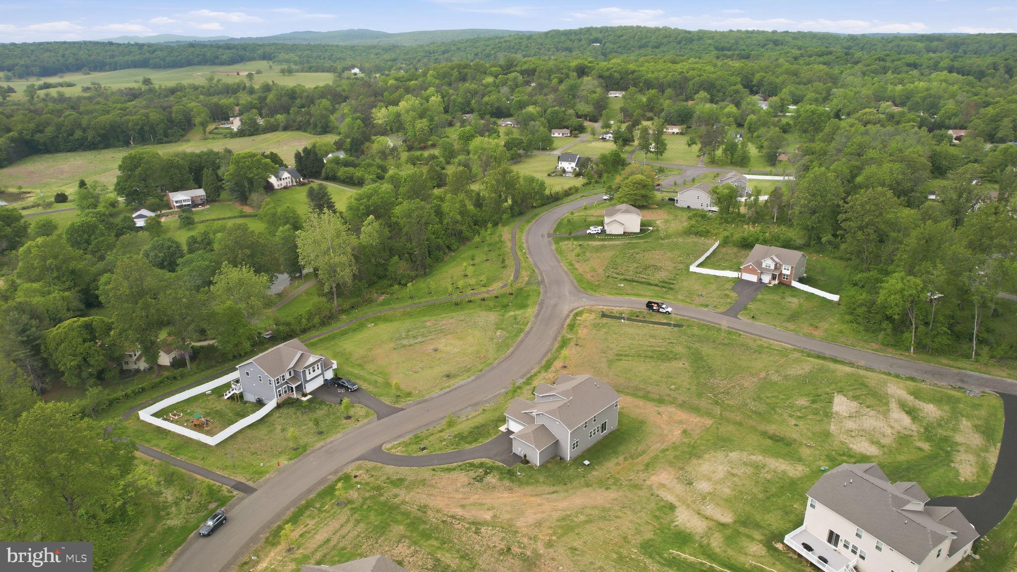 WOODED RUN ESTATES - Residential