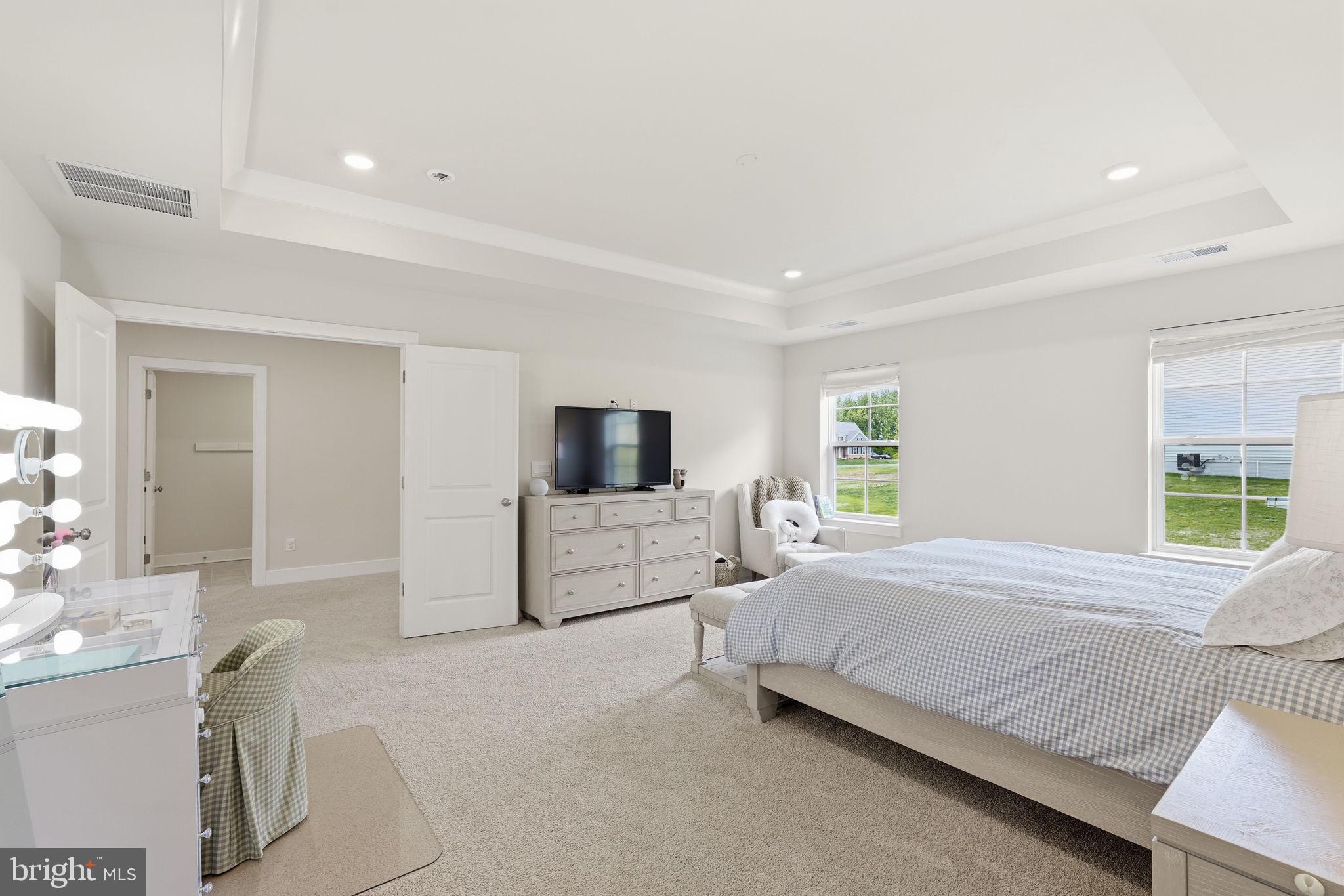 WOODED RUN ESTATES - Residential
