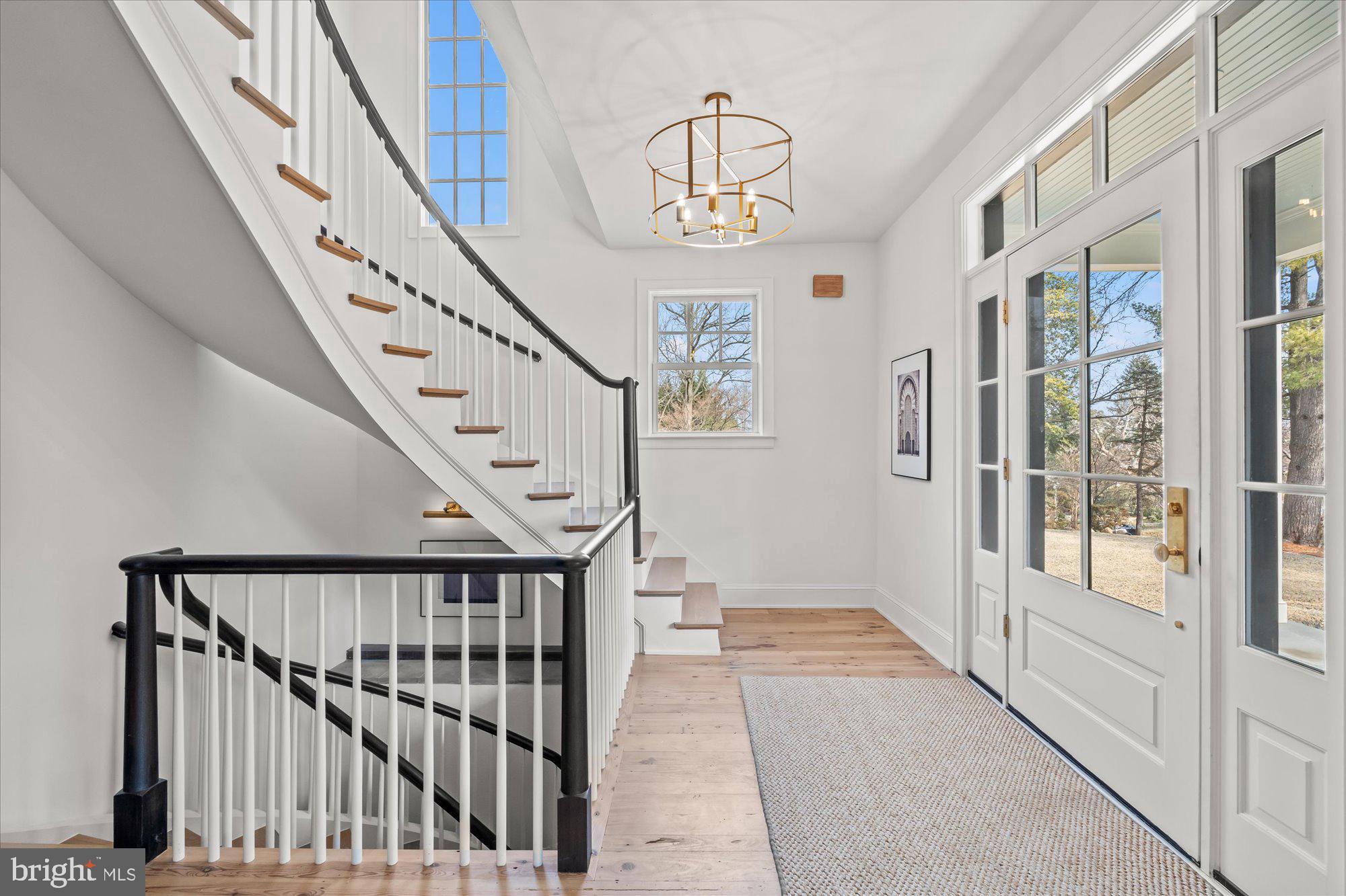 ARLINGTON - Residential
