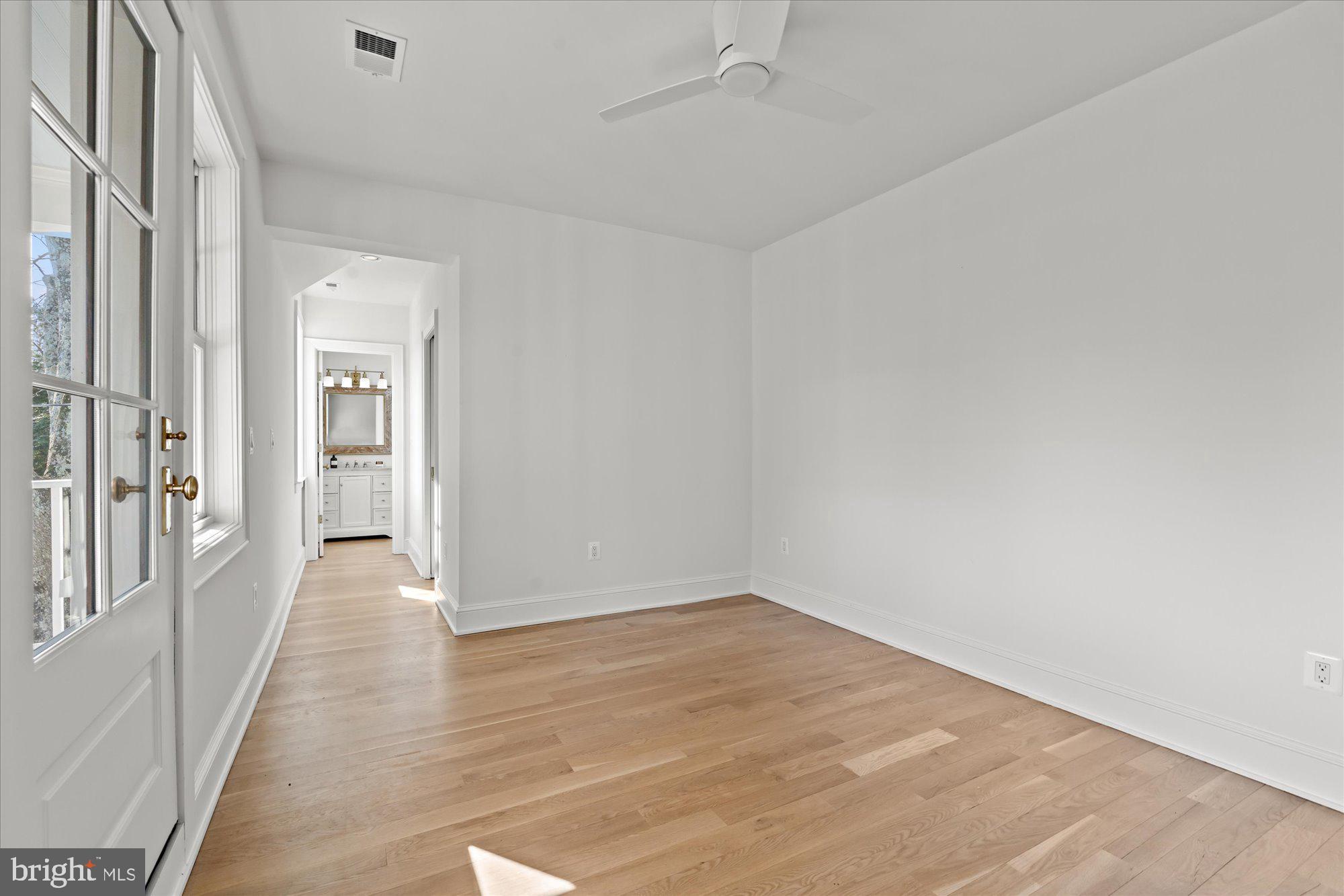 ARLINGTON - Residential