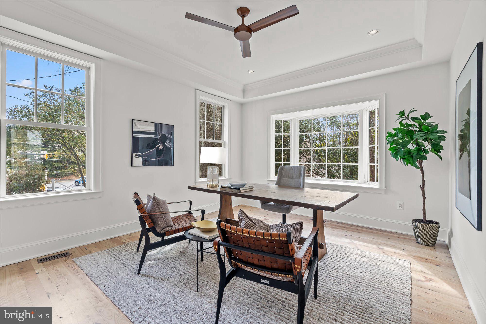 ARLINGTON - Residential