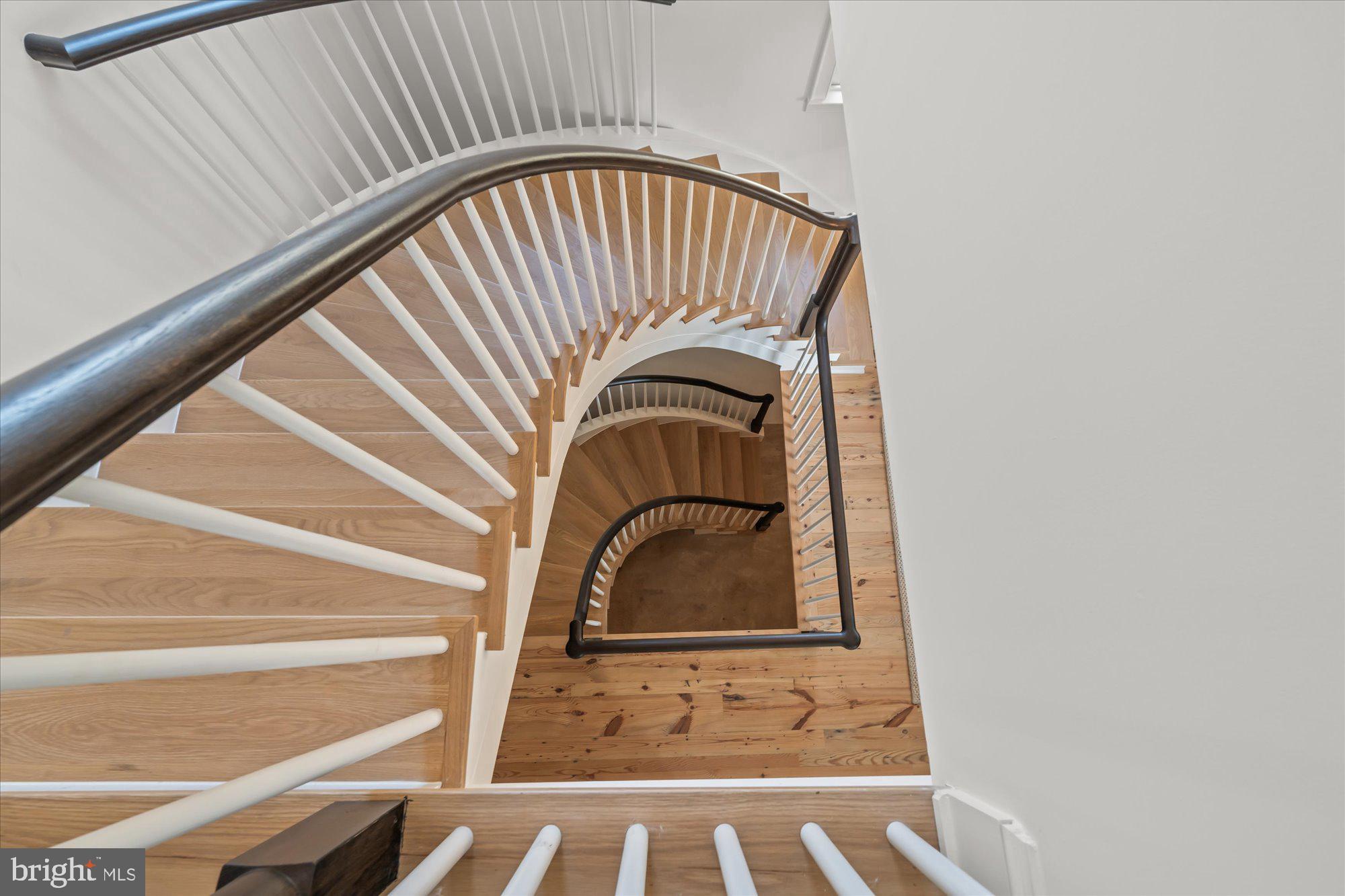 ARLINGTON - Residential