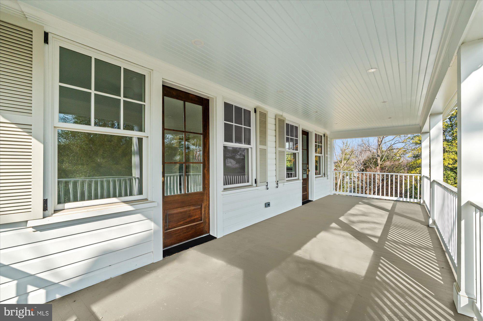 ARLINGTON - Residential