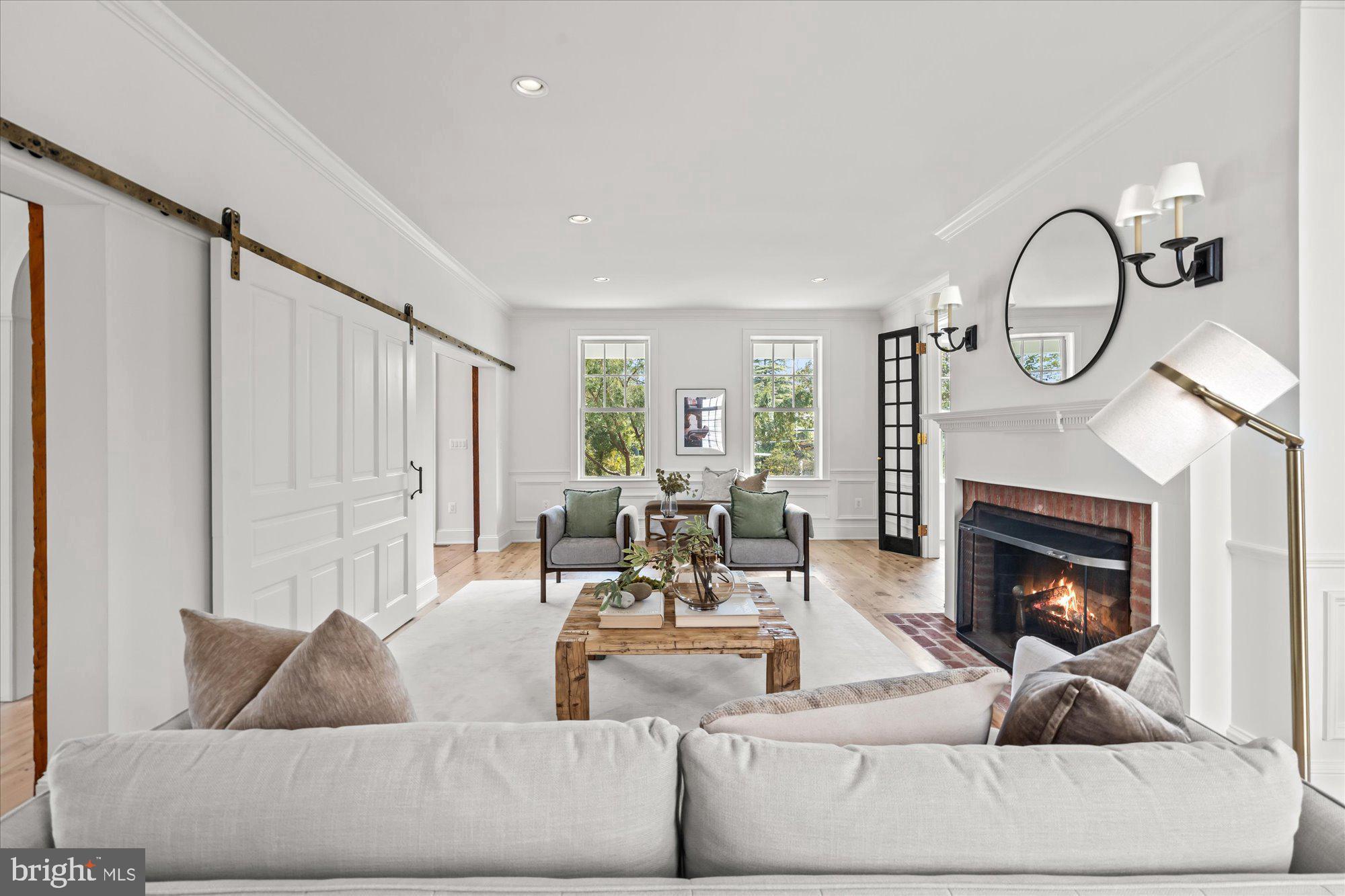 ARLINGTON - Residential