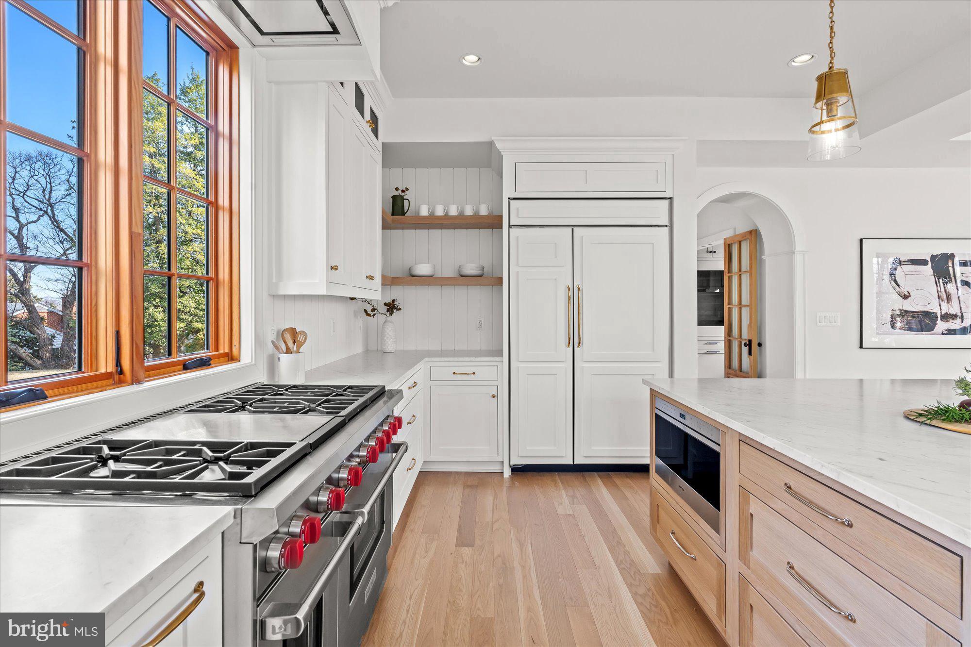 ARLINGTON - Residential