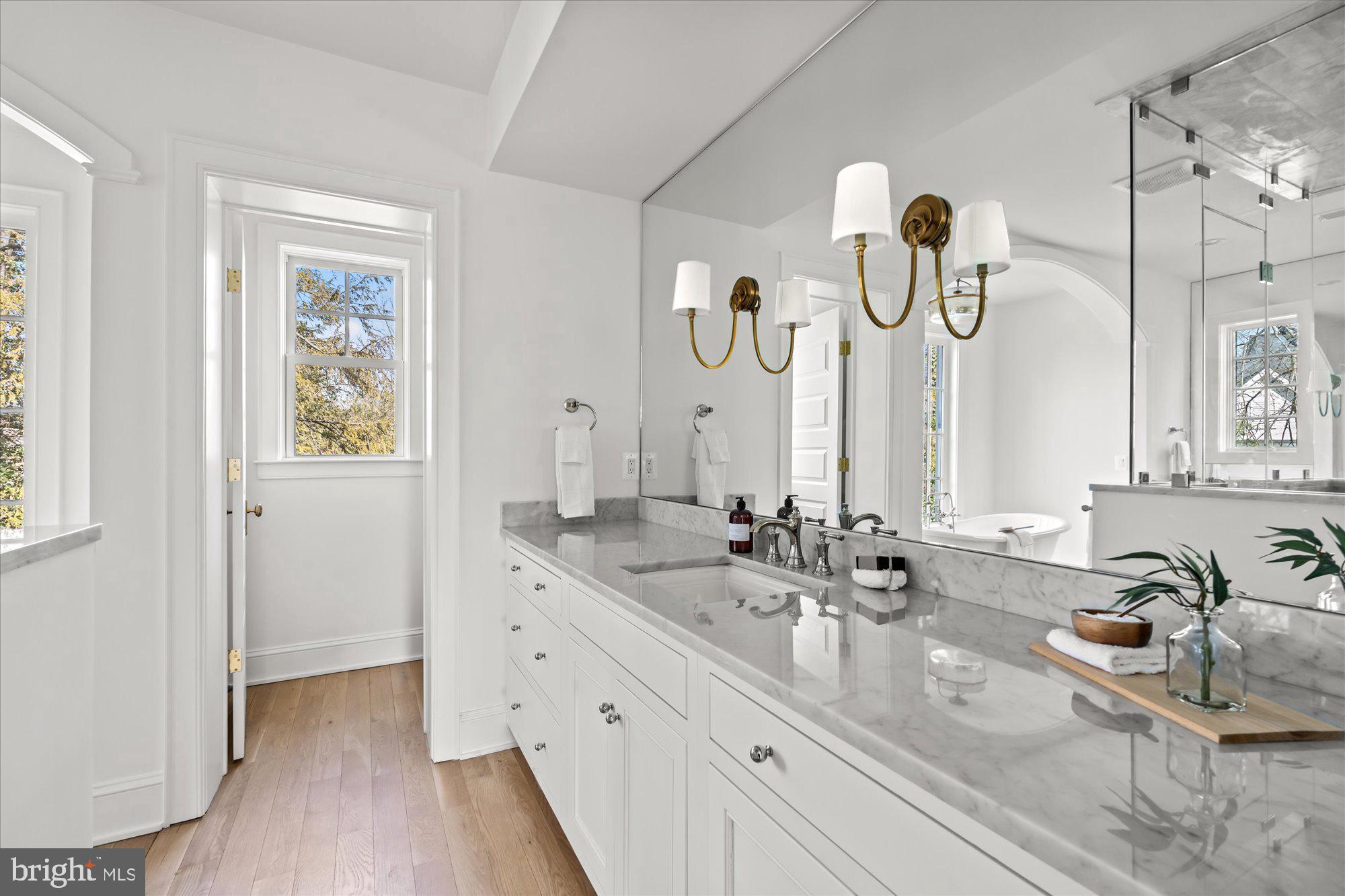 ARLINGTON - Residential