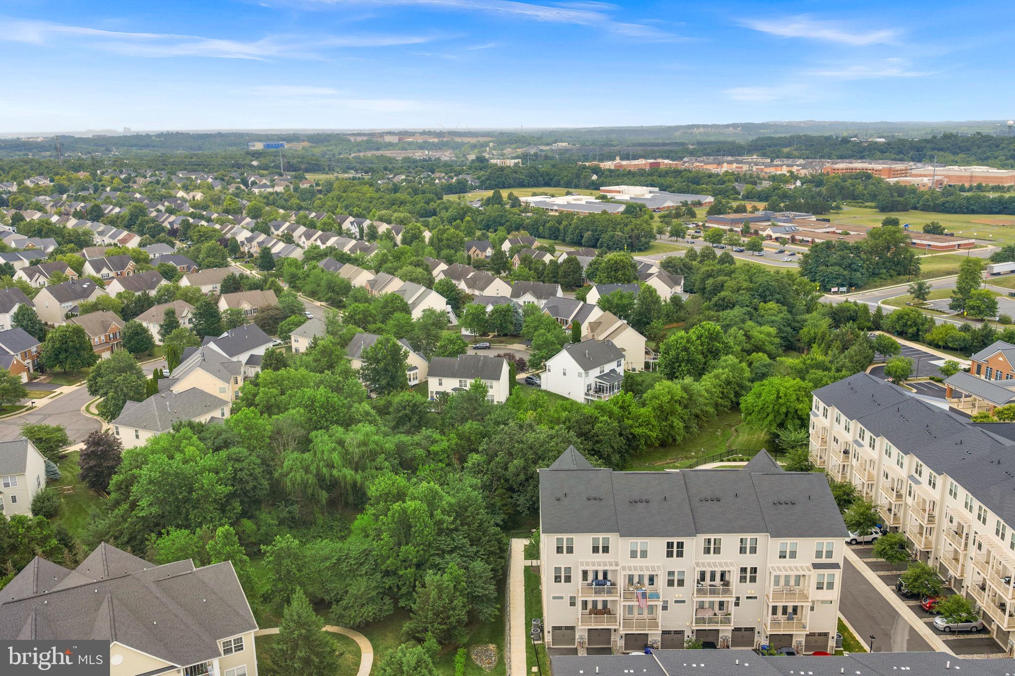 POTOMAC STATION MARKETPLACE - Residential