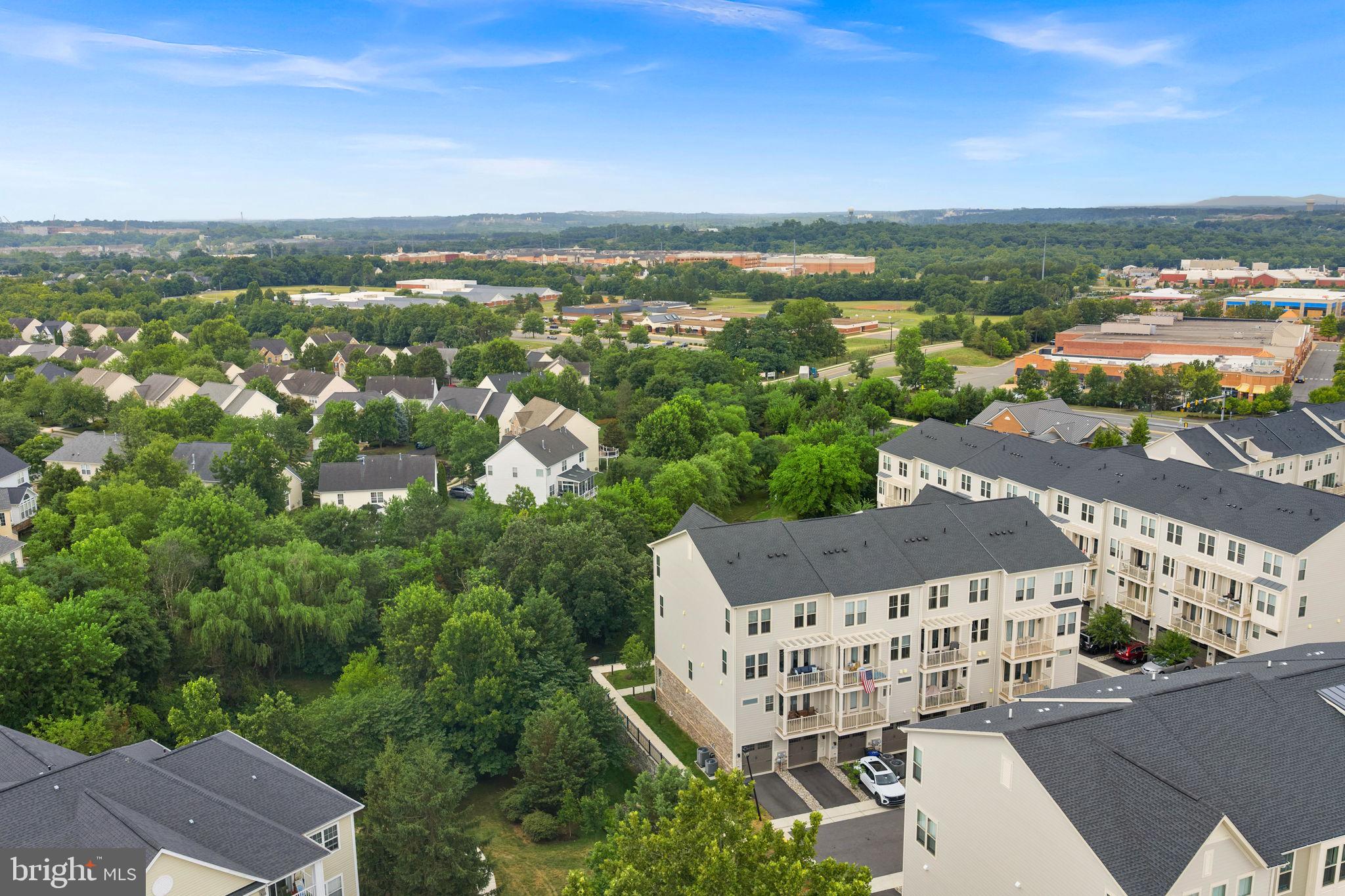 POTOMAC STATION MARKETPLACE - Residential