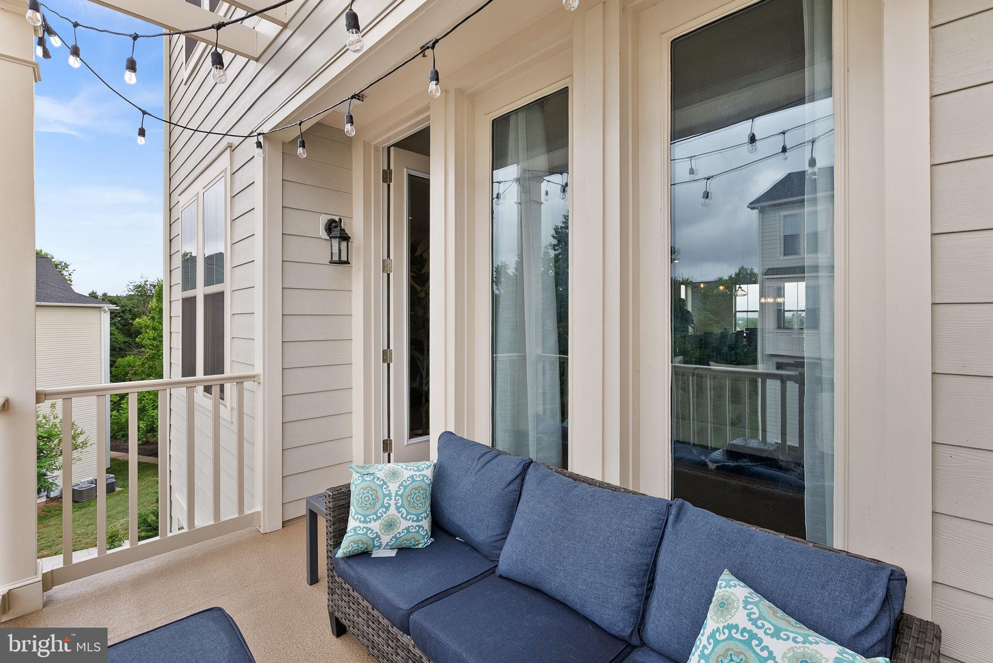 POTOMAC STATION MARKETPLACE - Residential