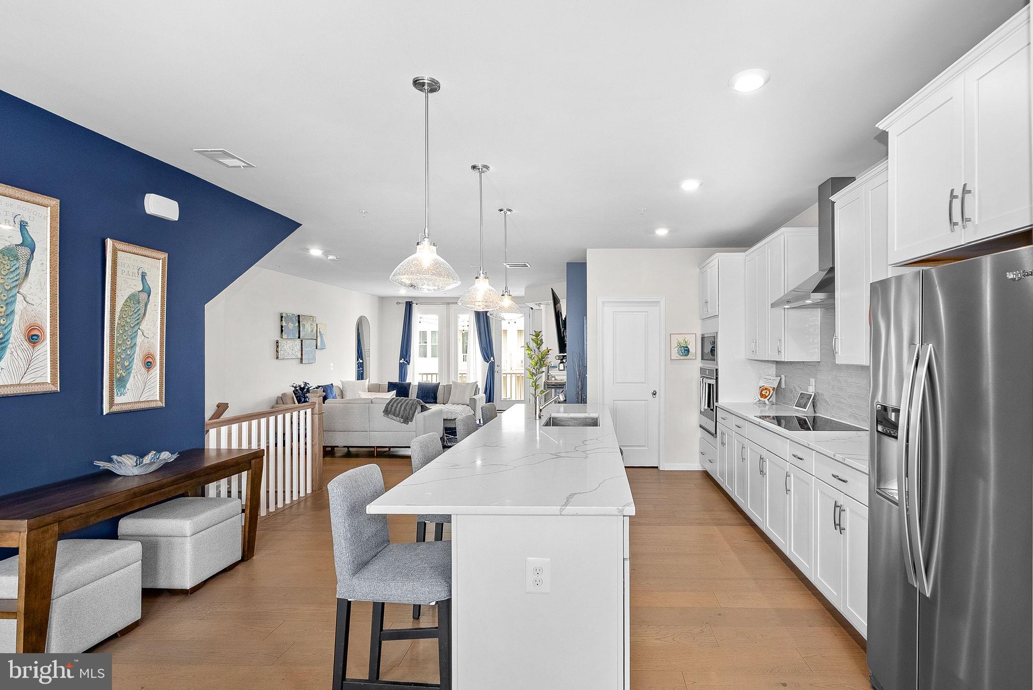 POTOMAC STATION MARKETPLACE - Residential