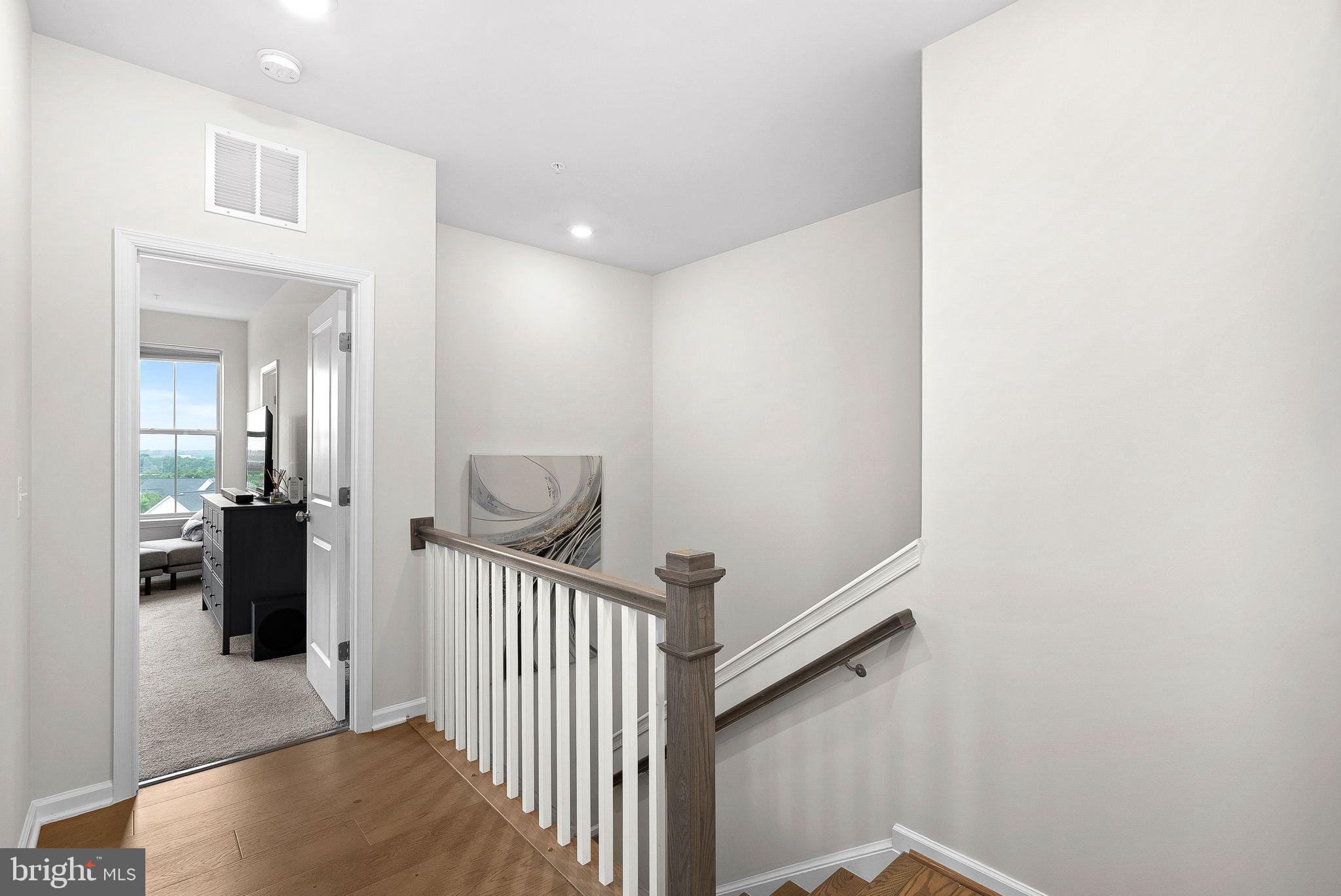 POTOMAC STATION MARKETPLACE - Residential