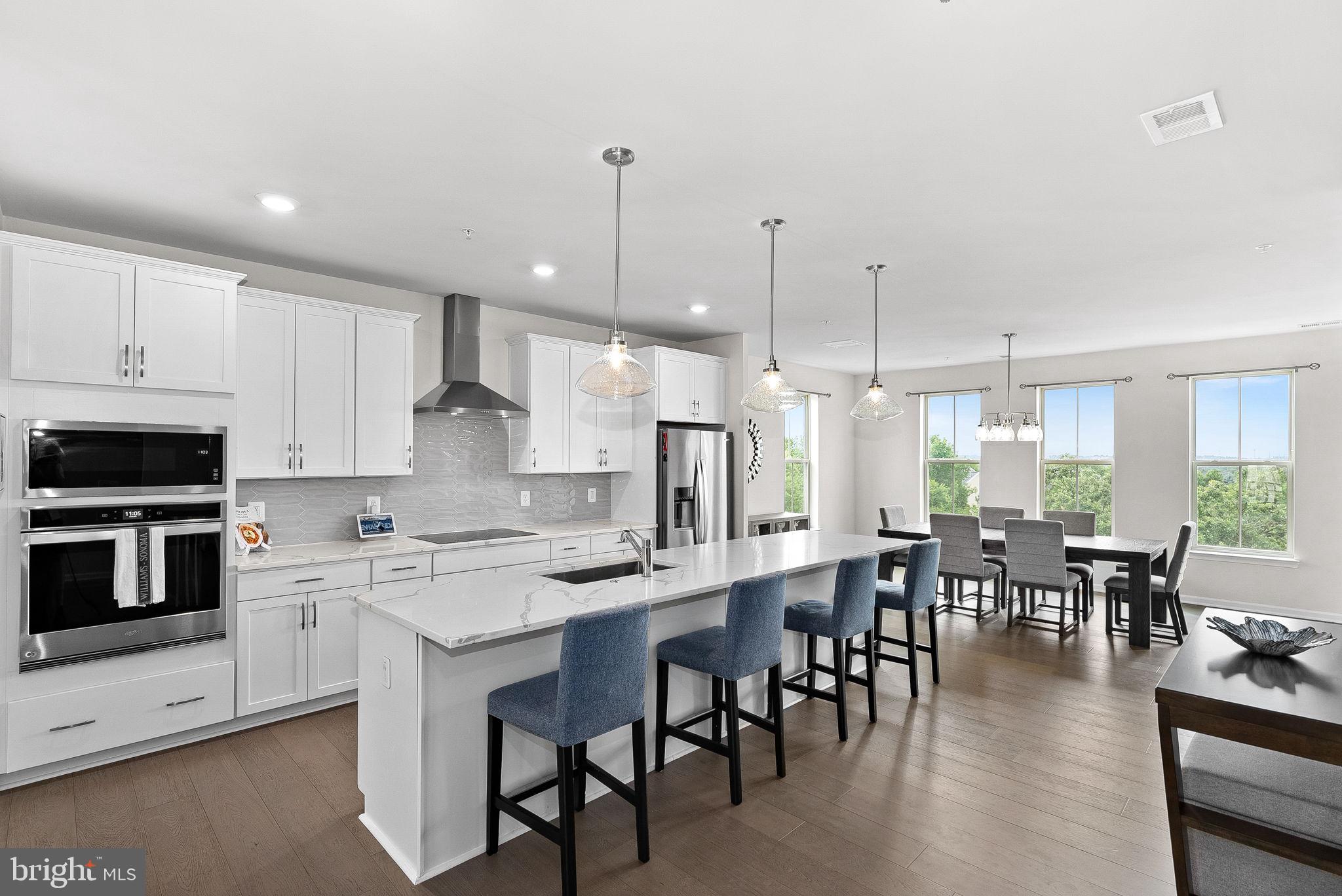 POTOMAC STATION MARKETPLACE - Residential