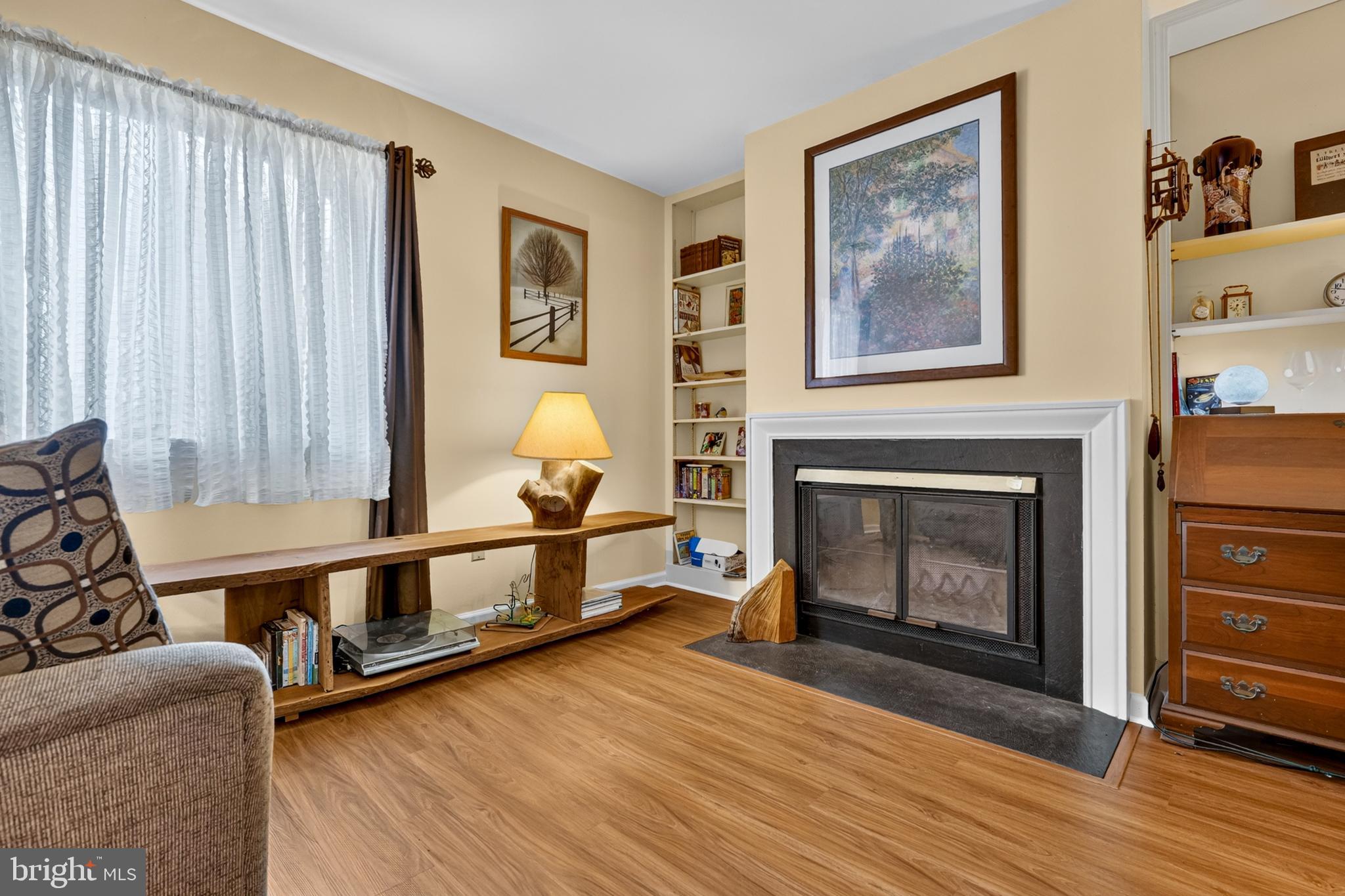 BRINTON WOODS - Residential