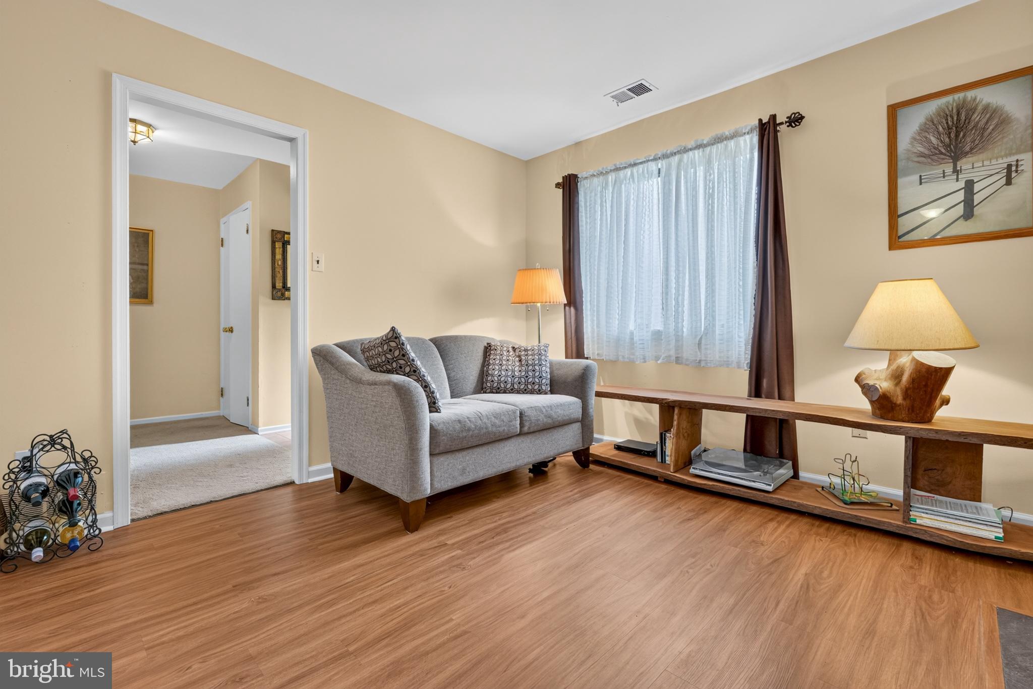 BRINTON WOODS - Residential
