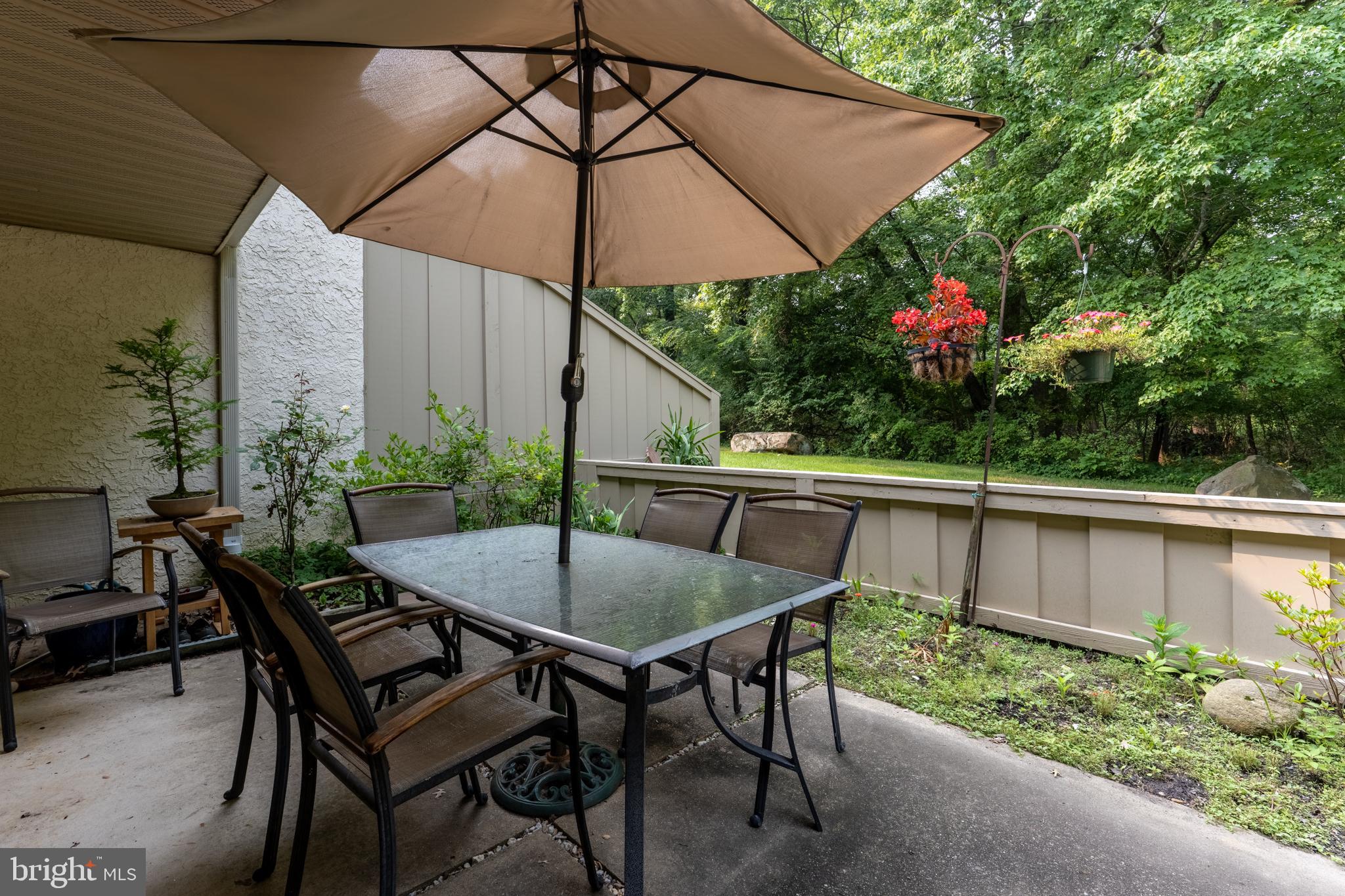 BRINTON WOODS - Residential