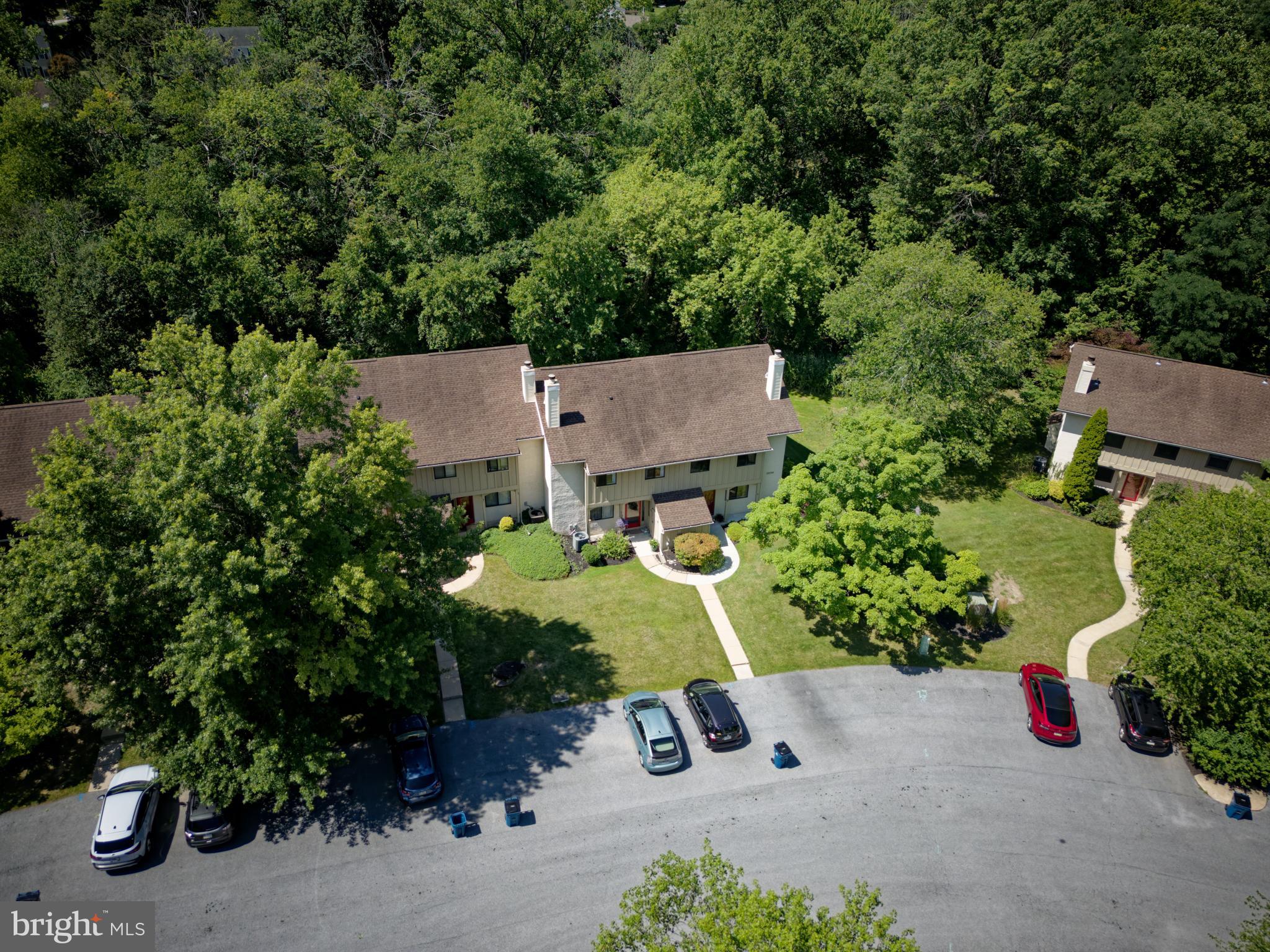 BRINTON WOODS - Residential