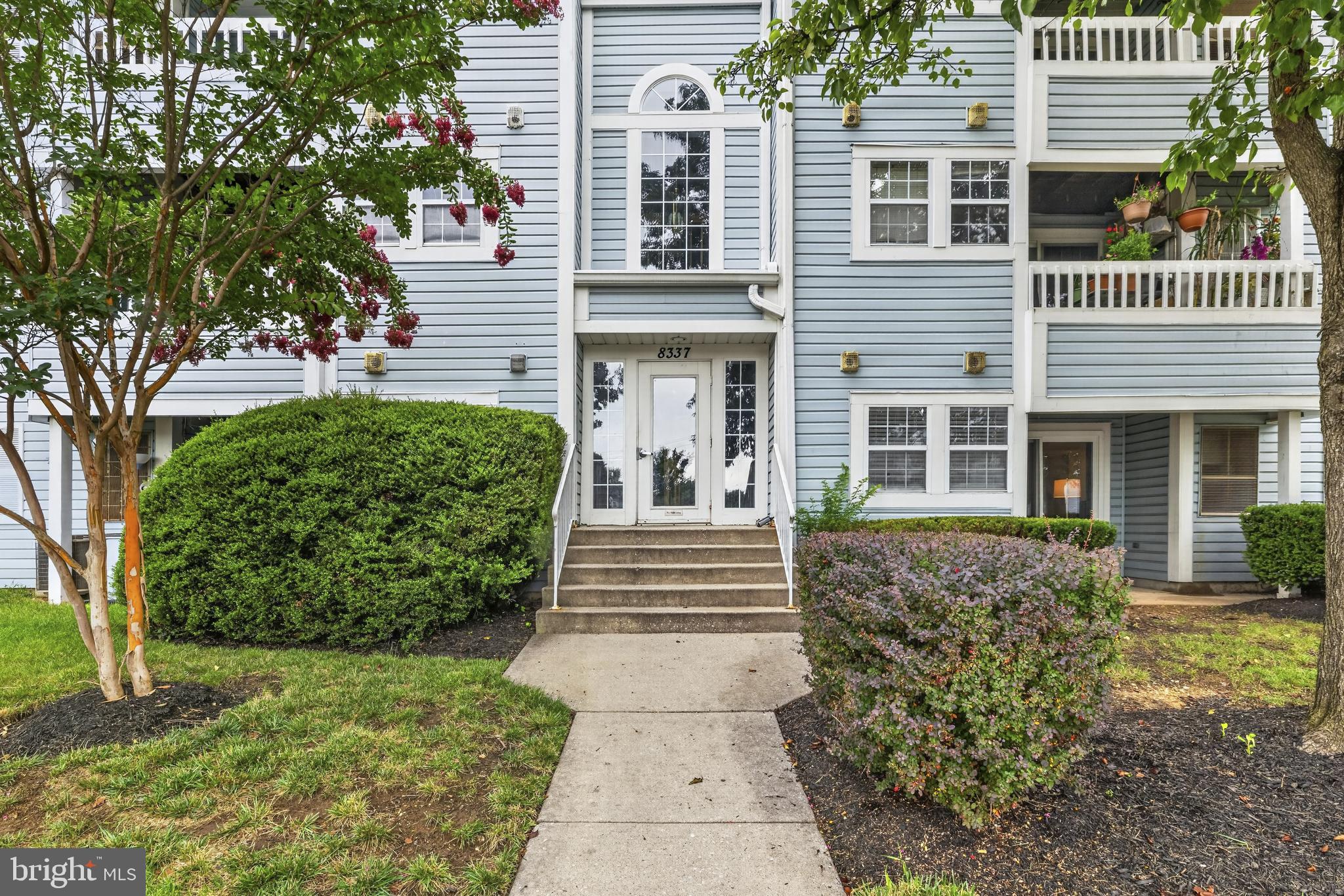 VILLAGE OF MONTGOMERY RUN - Residential