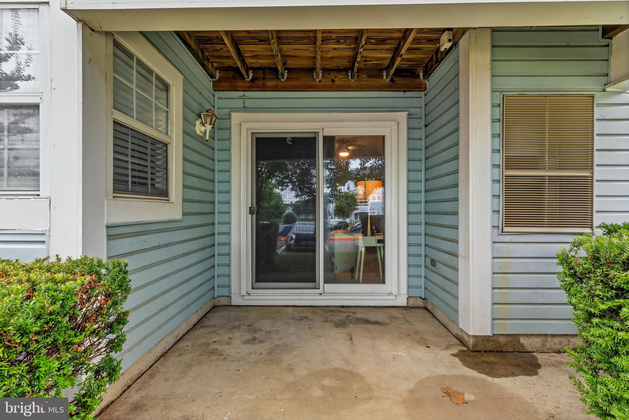 VILLAGE OF MONTGOMERY RUN - Residential