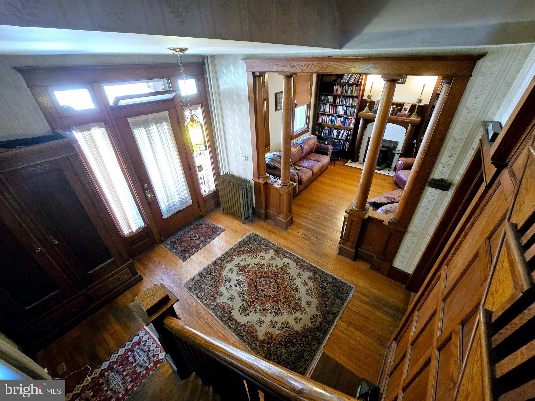 WEST SIDE - Residential