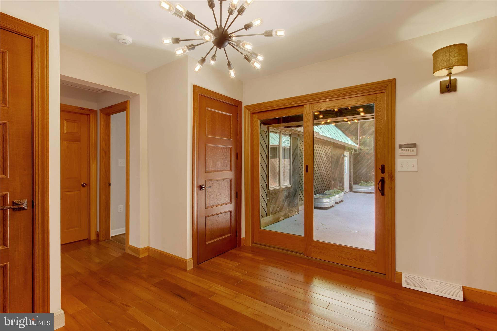 YORK TWP - Residential