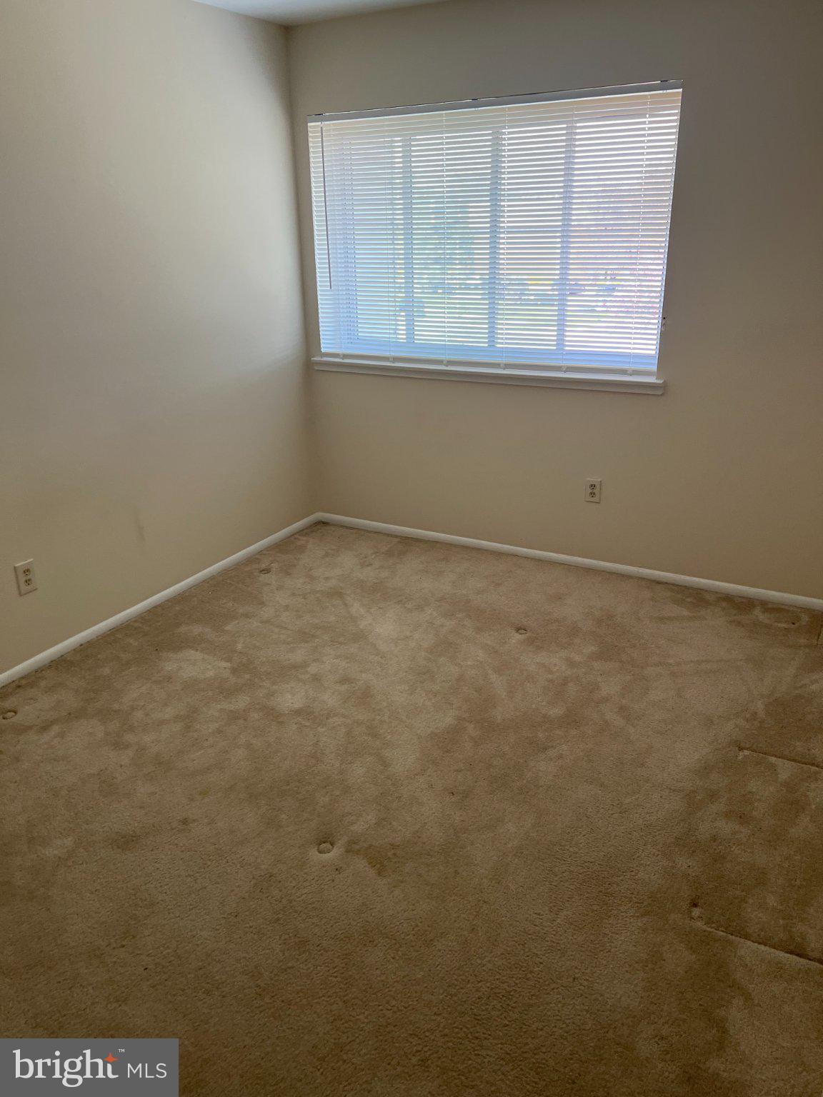 PINES CONDOMINIUM - Residential