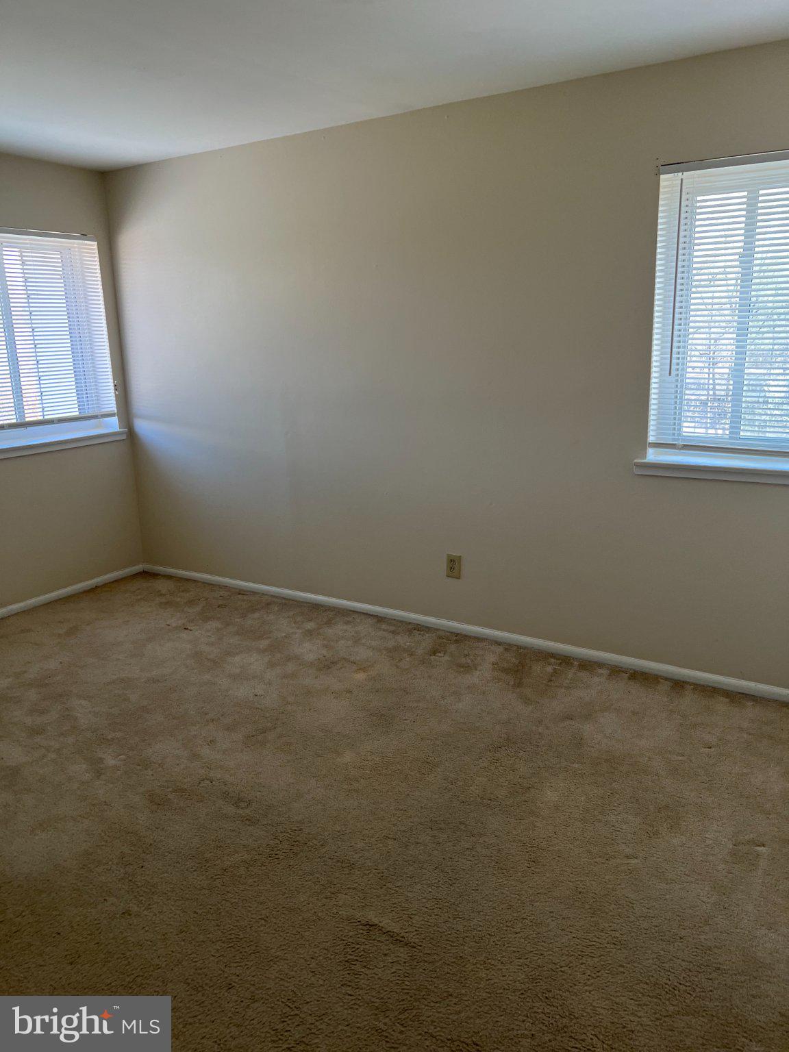 PINES CONDOMINIUM - Residential