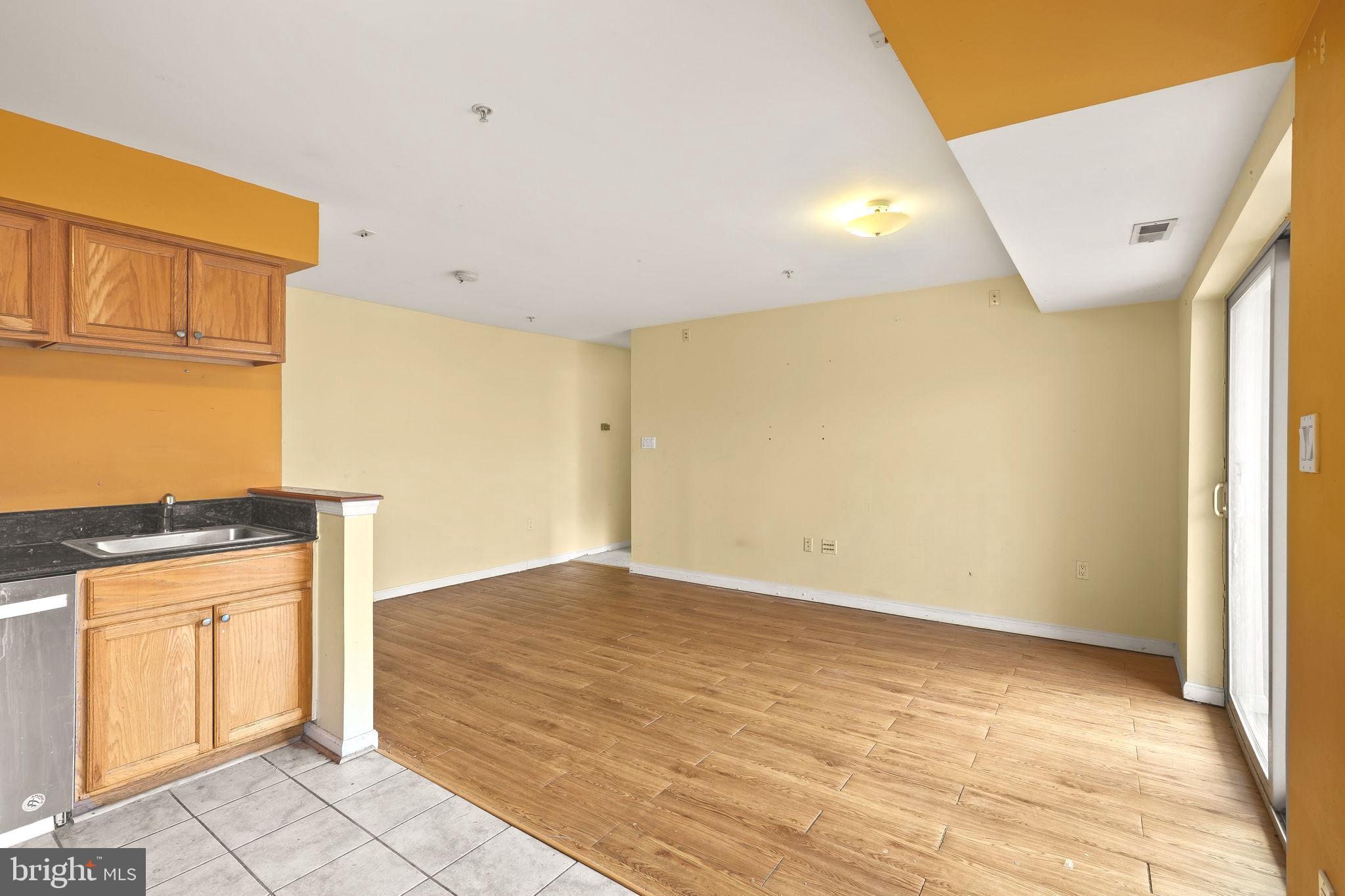 CAPITOL GATEWAY - Residential