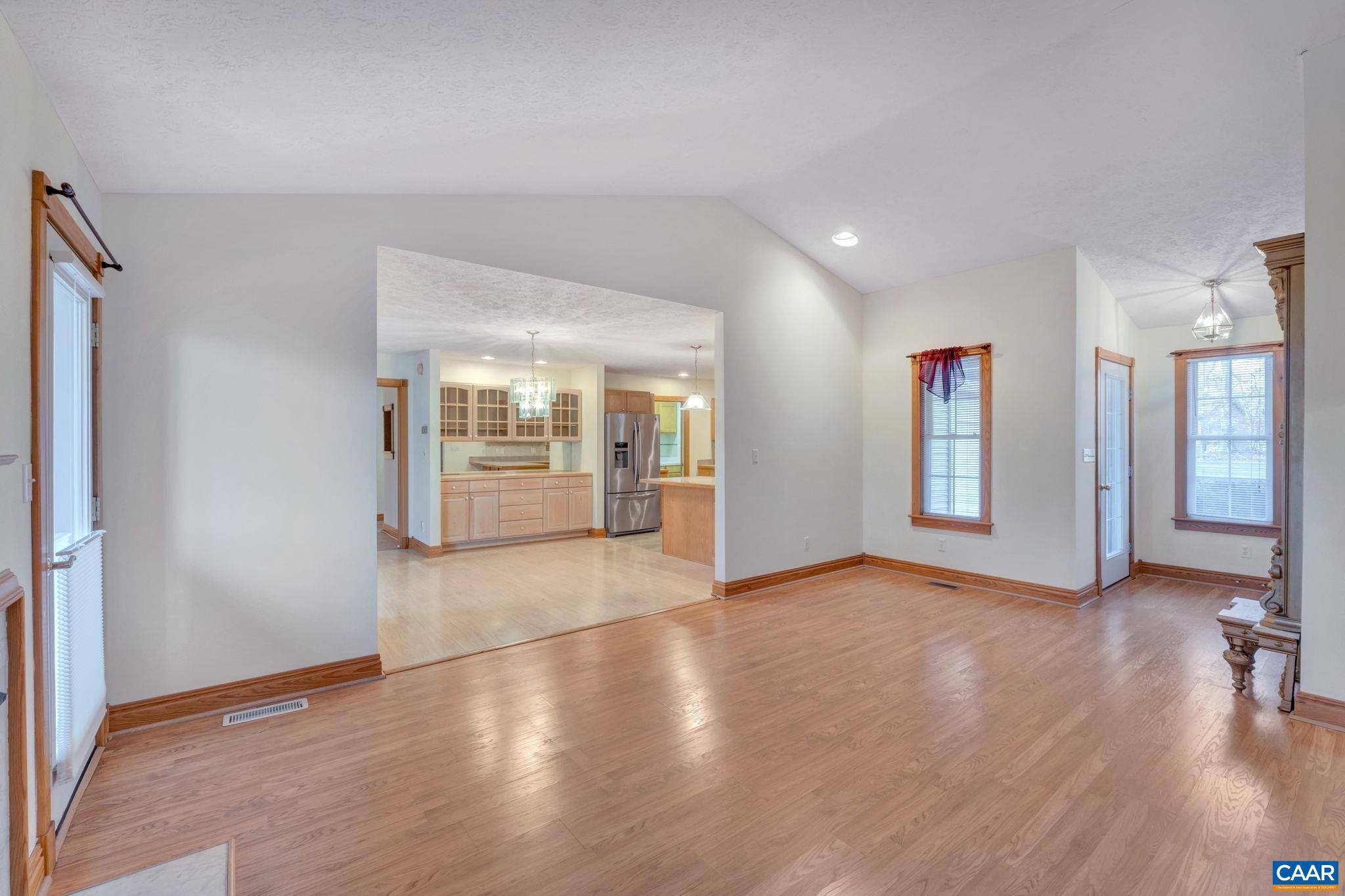 LAKE MONTICELLO - Residential