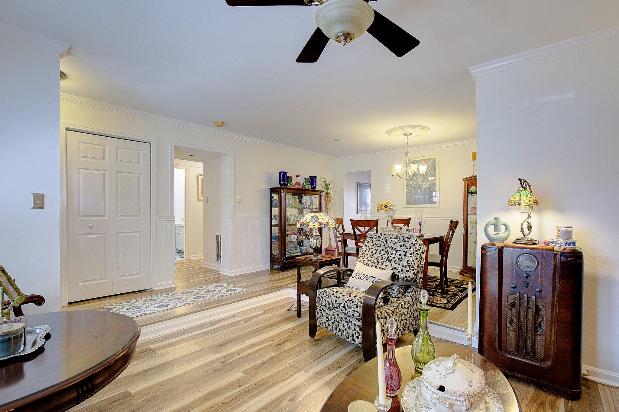 CROFTON MEWS - Residential