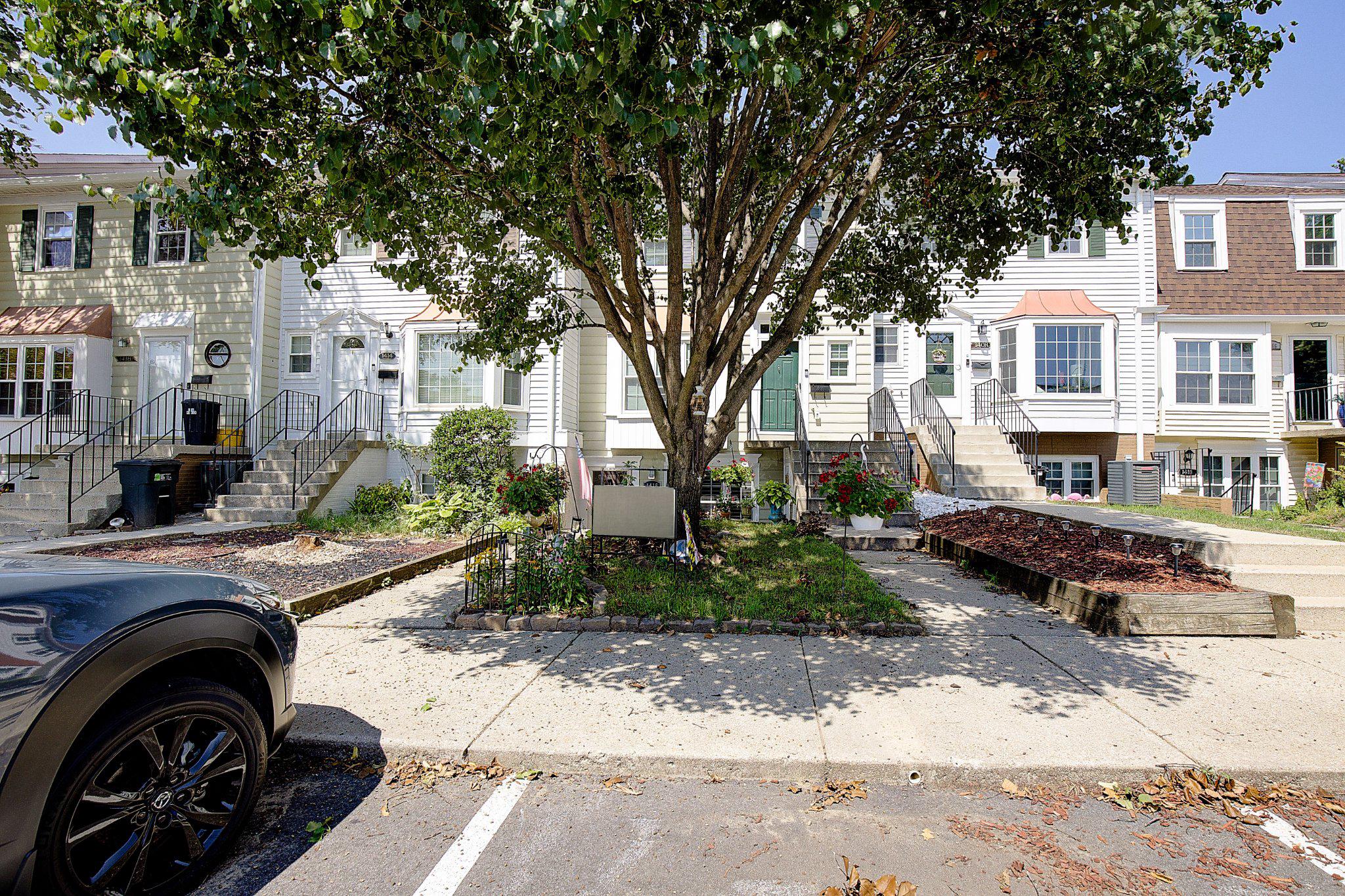CROFTON MEWS - Residential