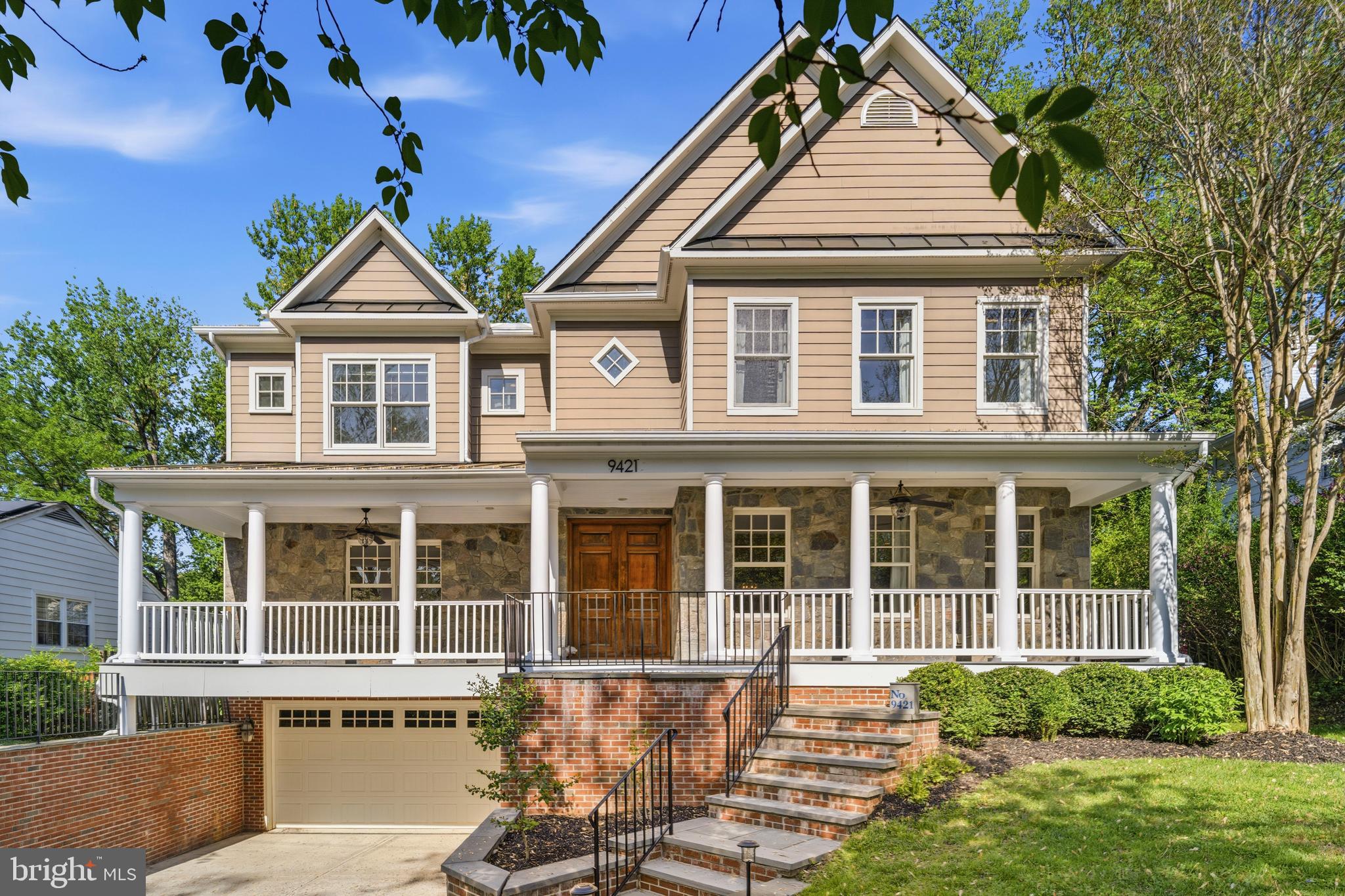 MAPLEWOOD MANOR - Residential