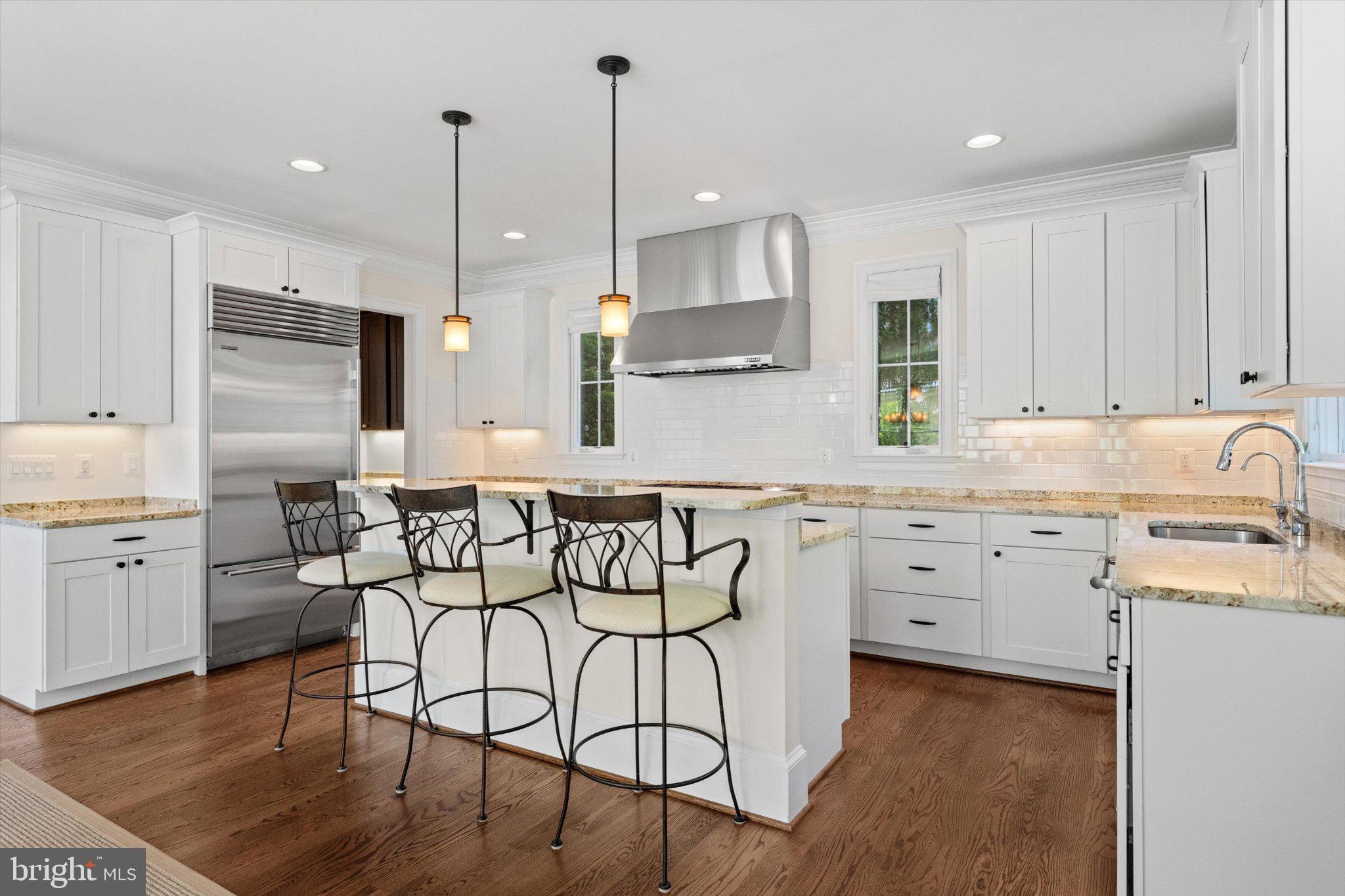 BROYHILL FOREST - Residential