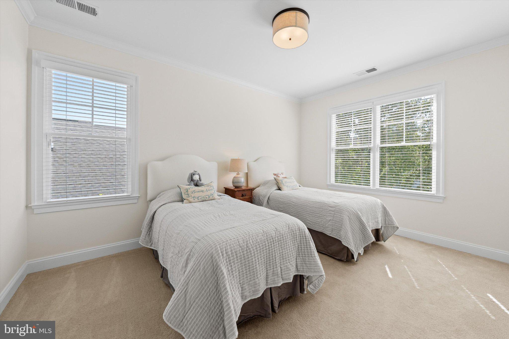 BROYHILL FOREST - Residential