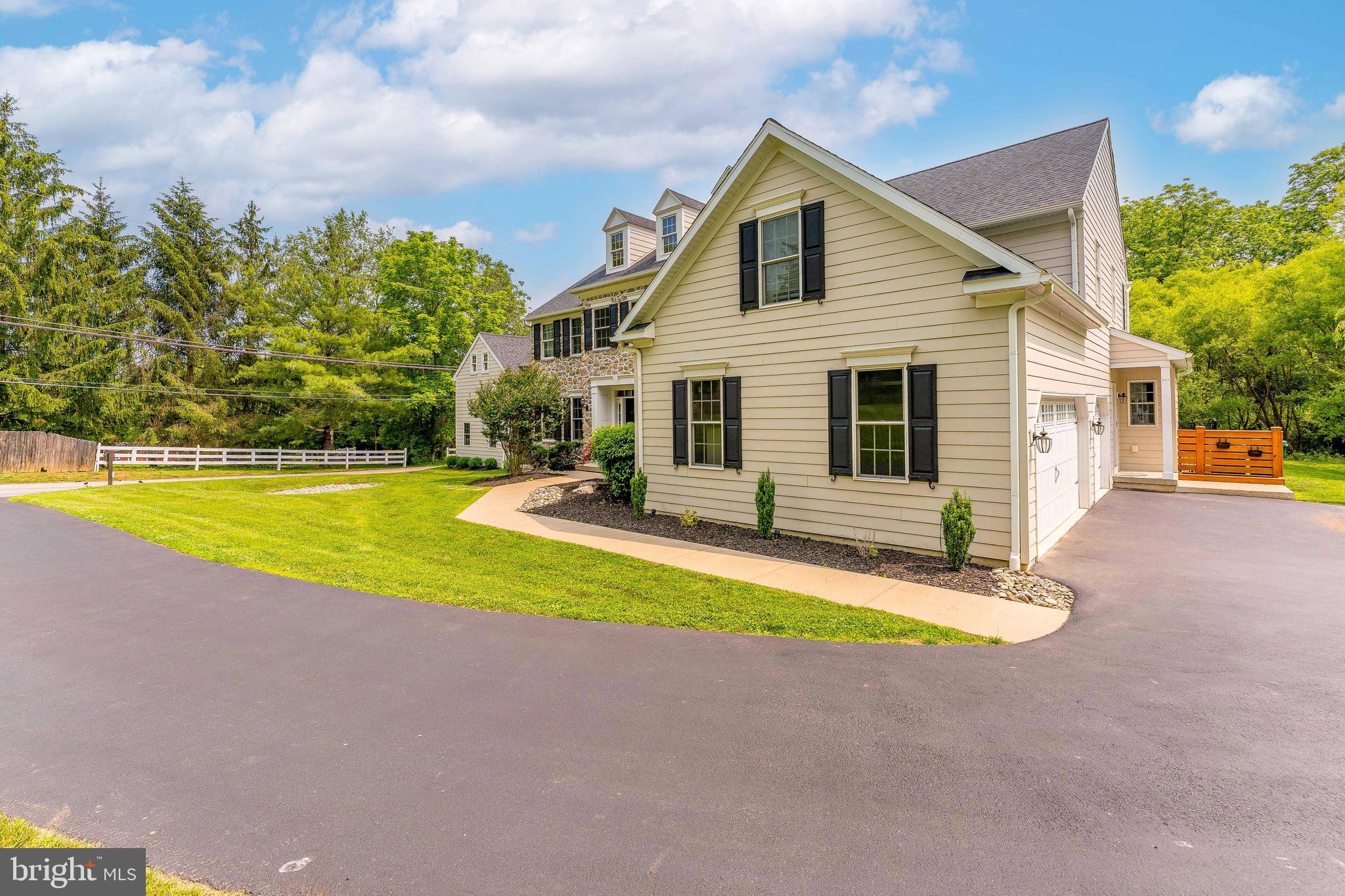 WATERLOO MILLS - Residential