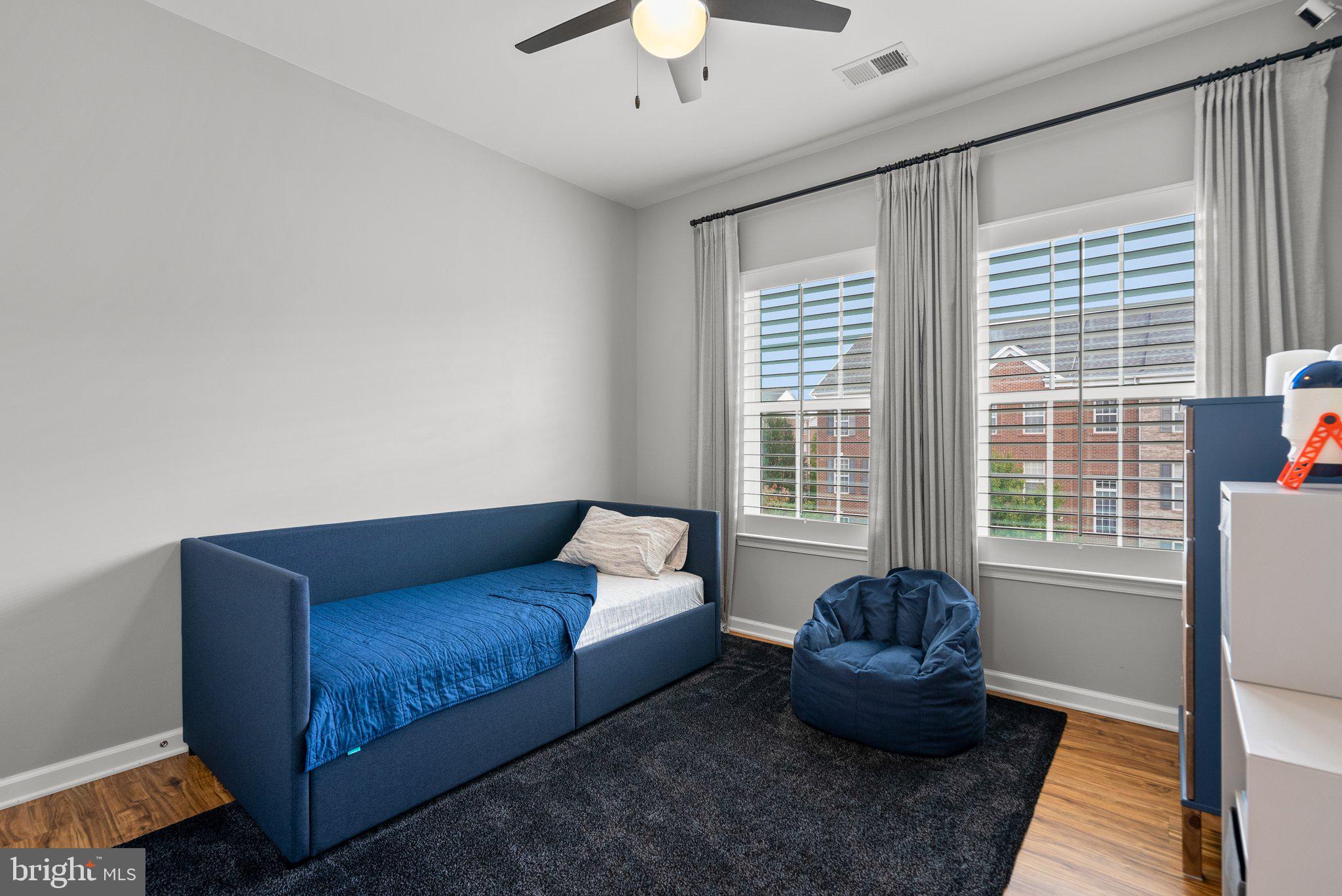 POTOMAC CLUB II - Residential Lease